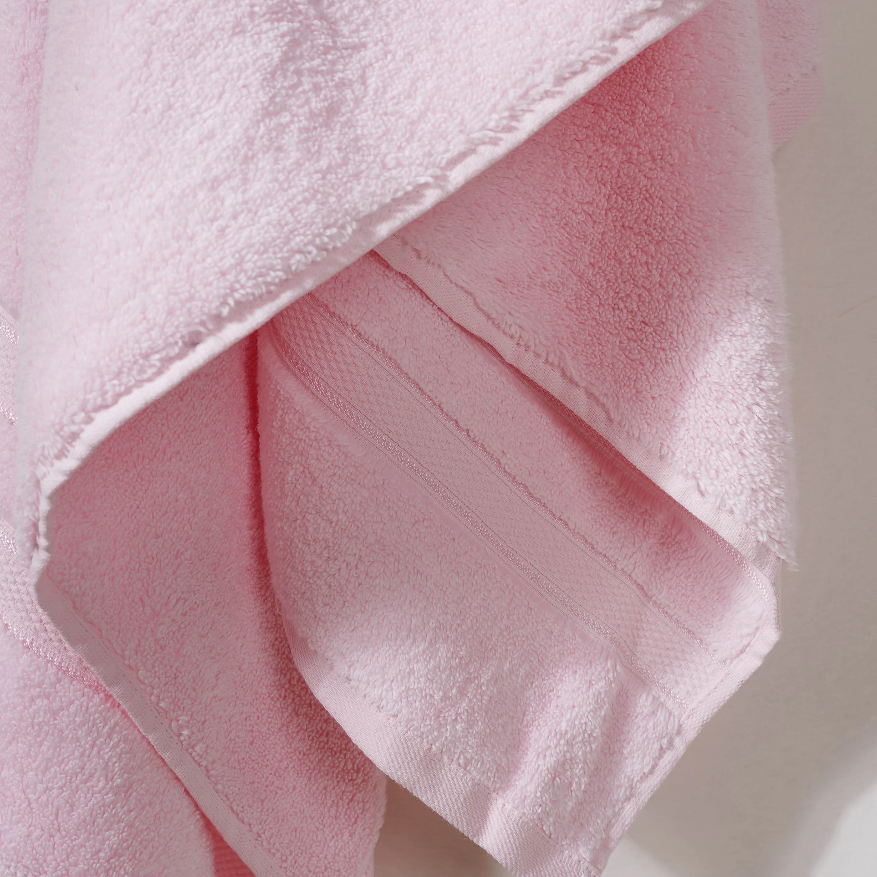 Plushy Luxe Pink 100% Cotton Towel Set of 2 - Image 3