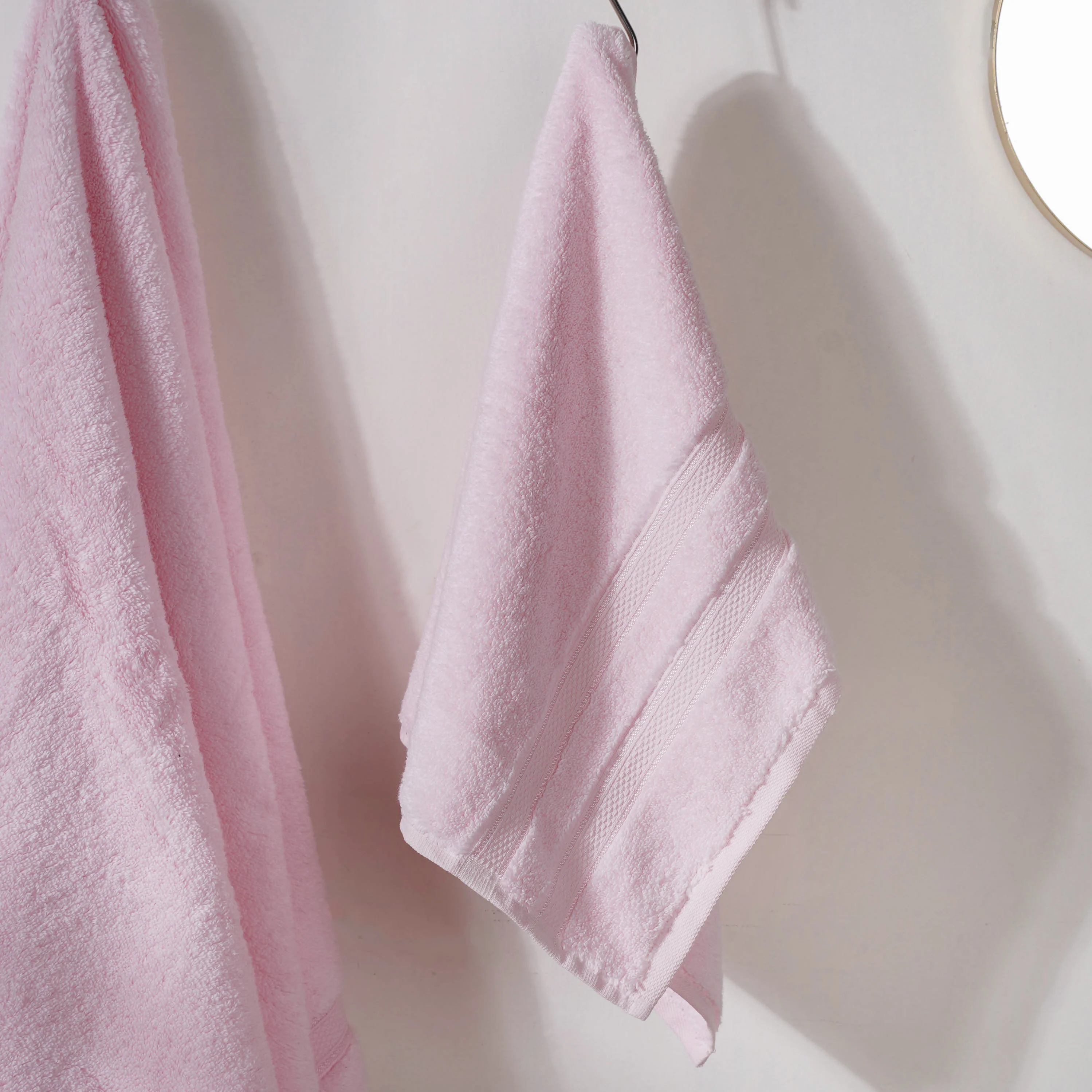 Plushy Luxe Pink 100% Cotton Towel Set of 2 - Image 5