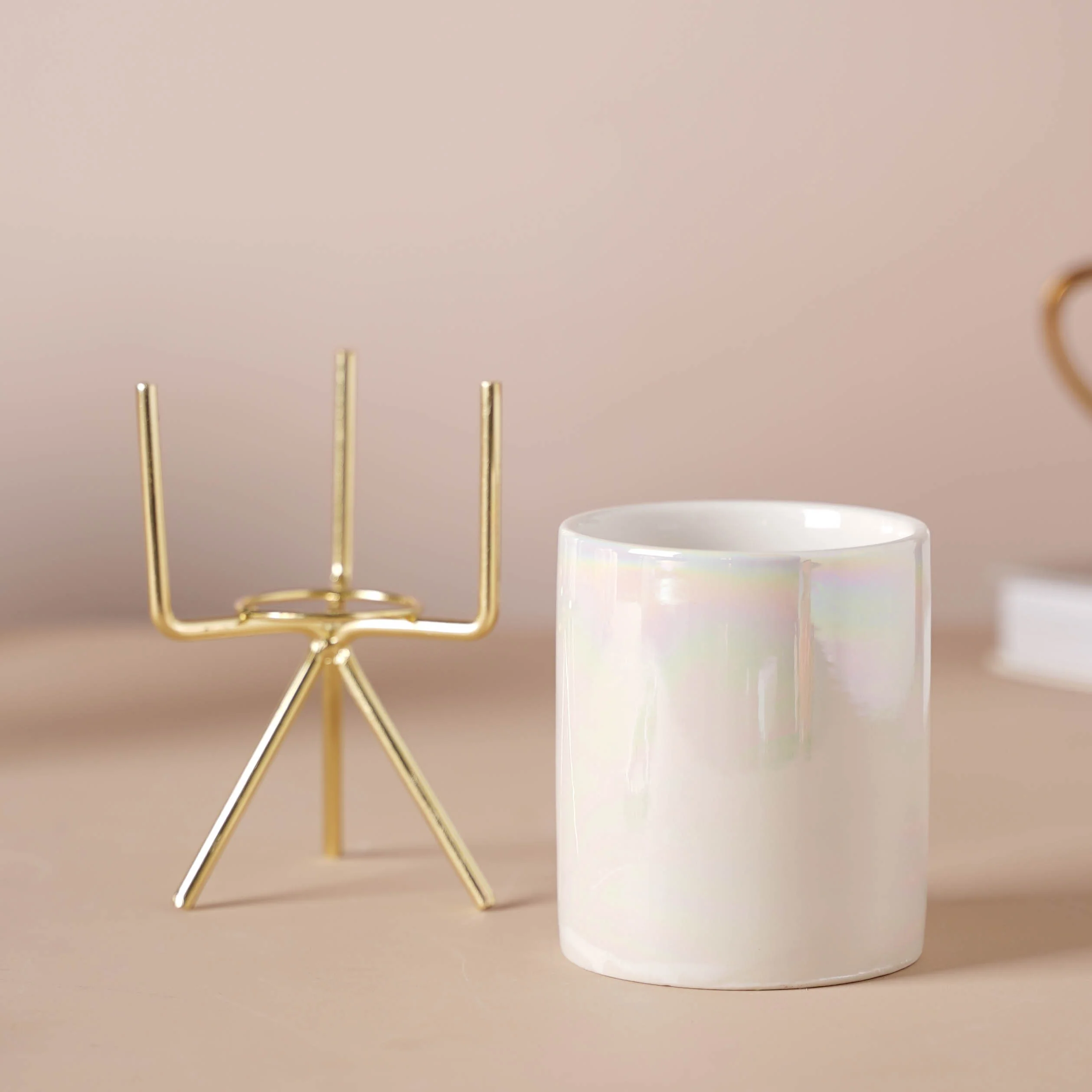 Porcelain Plant Pot - Image 6