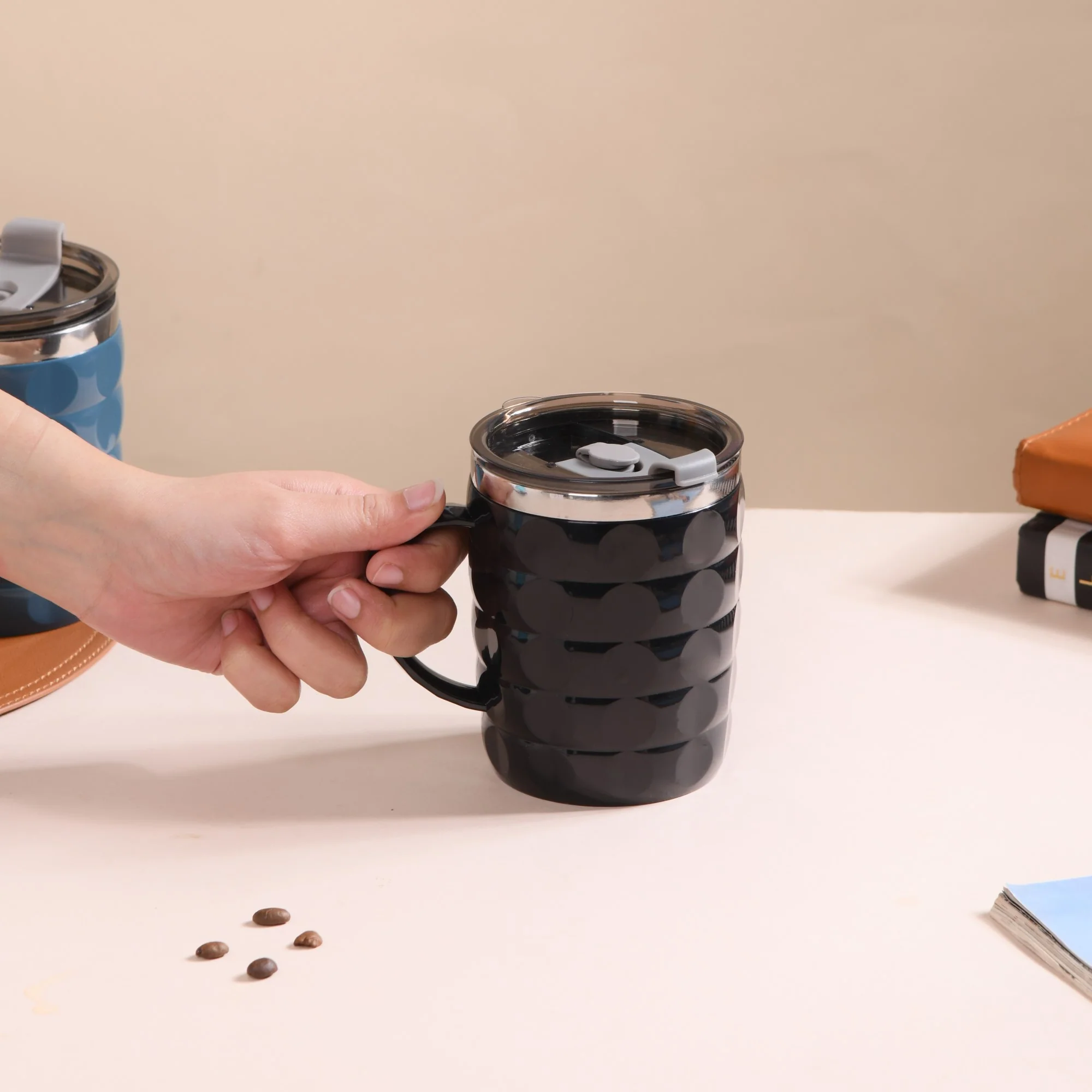 Portable Travel Mug For Couples Set Of 2 Black 400ml - Image 4