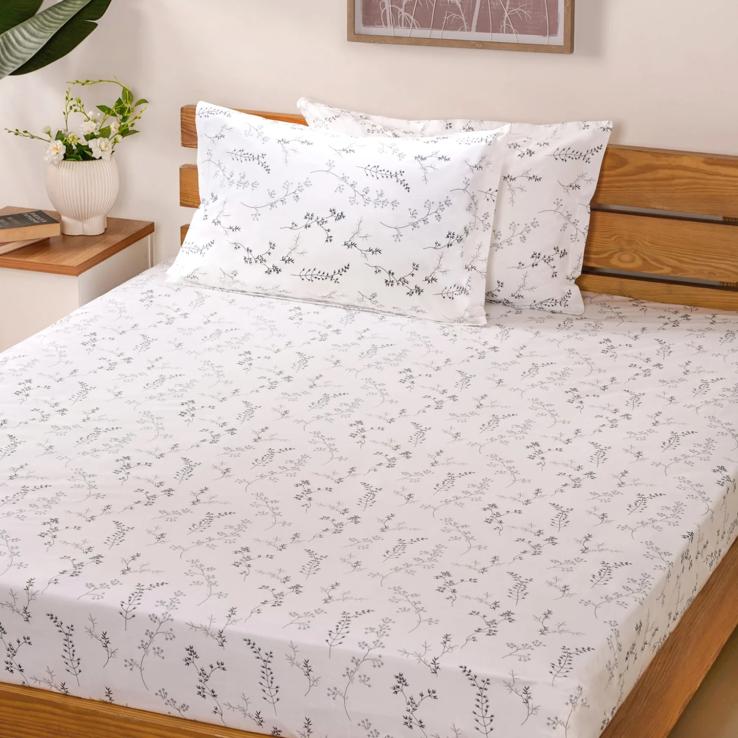 Pure Cotton Bedsheet And Pillowcase Set 180 TC Soothing Soft King Sized 275x275 cm - Image 7