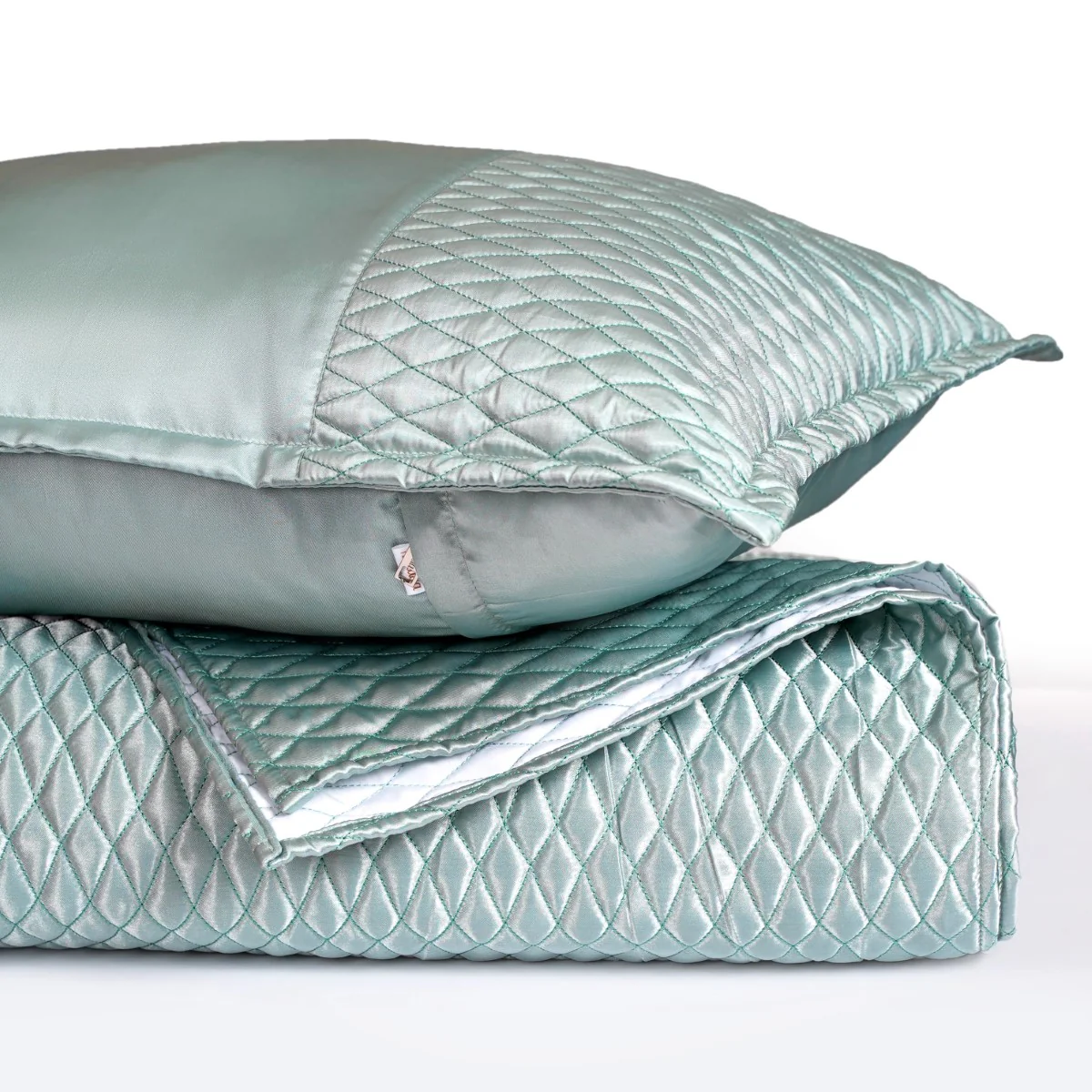 Quilted King Size Bed Cover And Pillow Case Set Of 3 Powder Blue - Image 2