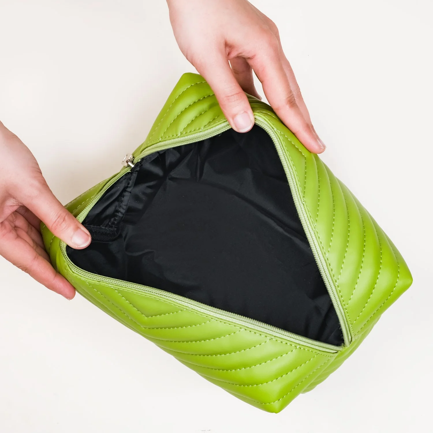 Quilted Vegan Leather Makeup Organizer Set Of 2 Green - Image 11