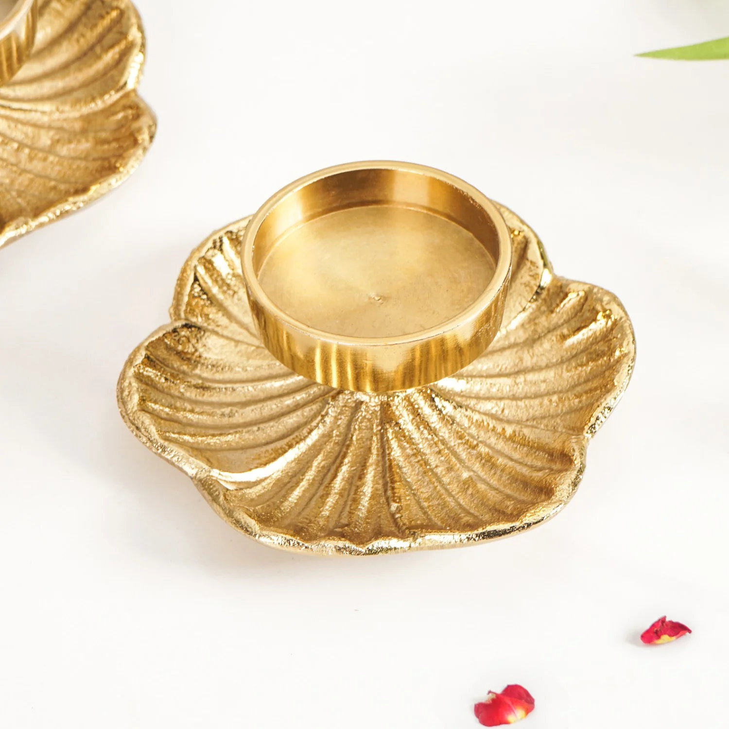 Radiant Bloom Aluminium Tealight Holder Set Of 2 In Festive Gift Box - Image 8