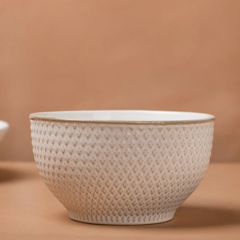Regina White Textured Soup Bowl 600ml - Image 4