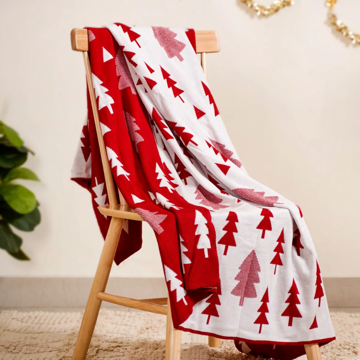 Reversible Red Tree Throw Blanket - Image 3