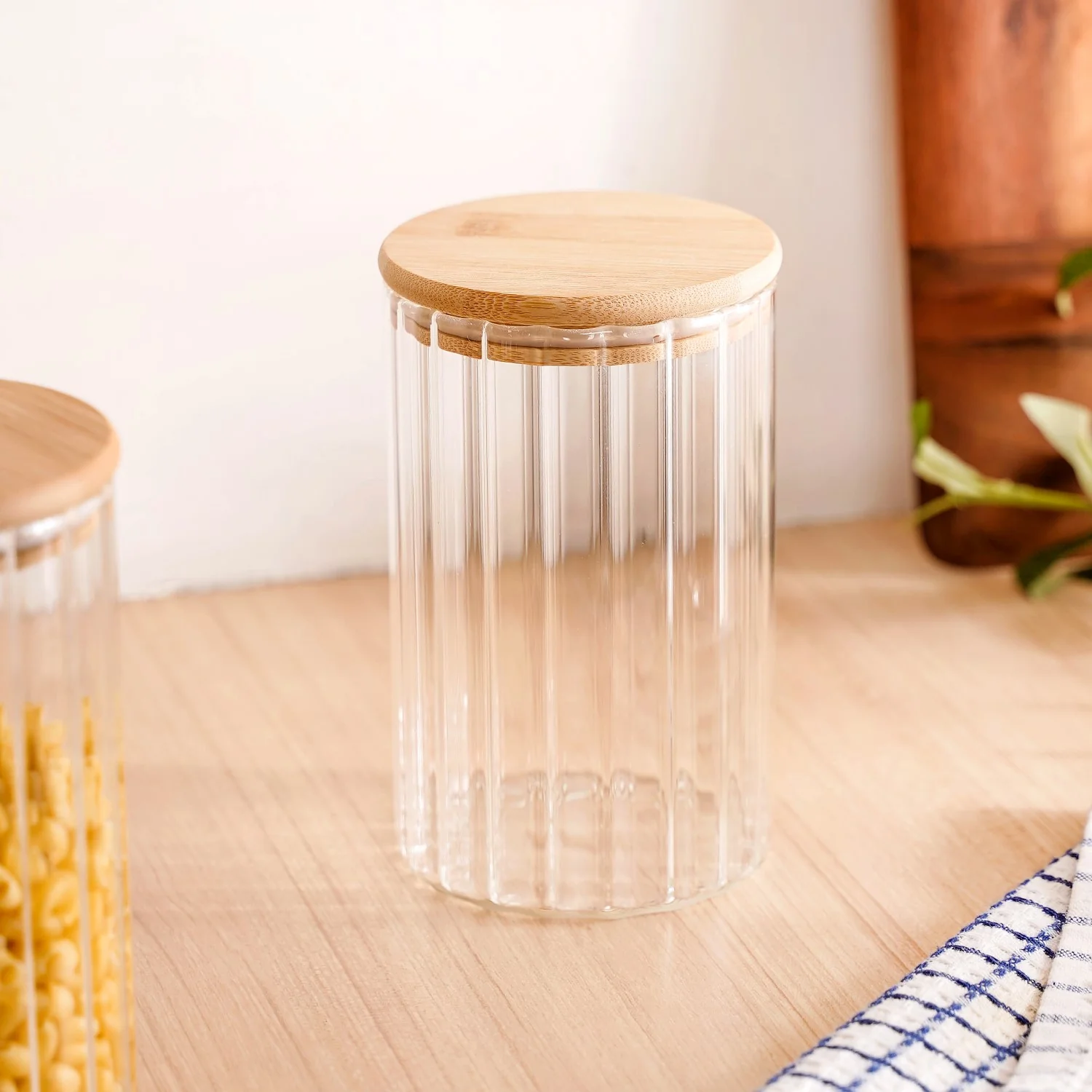 Ribbed Airtight Kitchen Storage Glass Jar Set Of 4 1000ml - Image 8