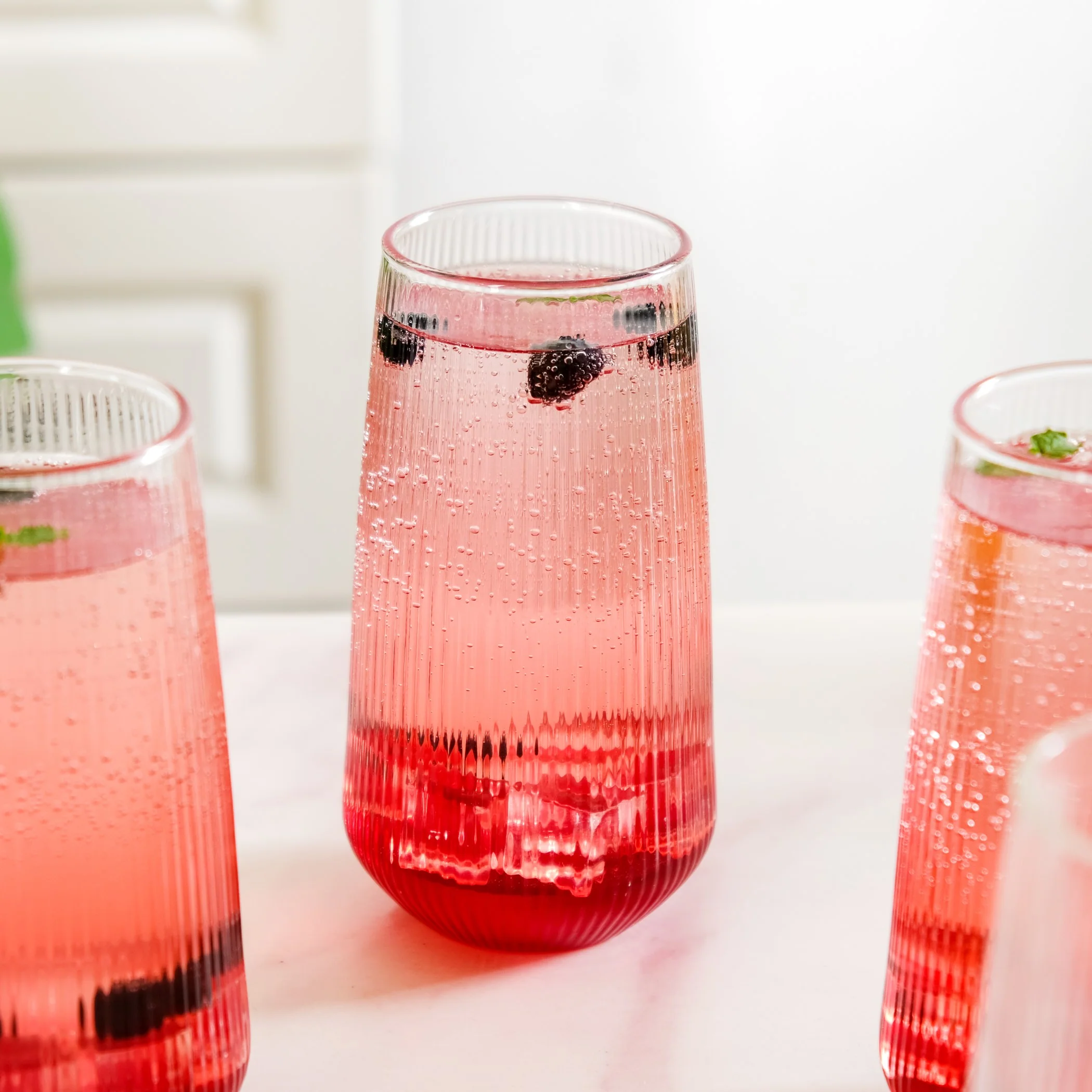 Ribbed Tall Glass Set Of 4 500ml - Image 5