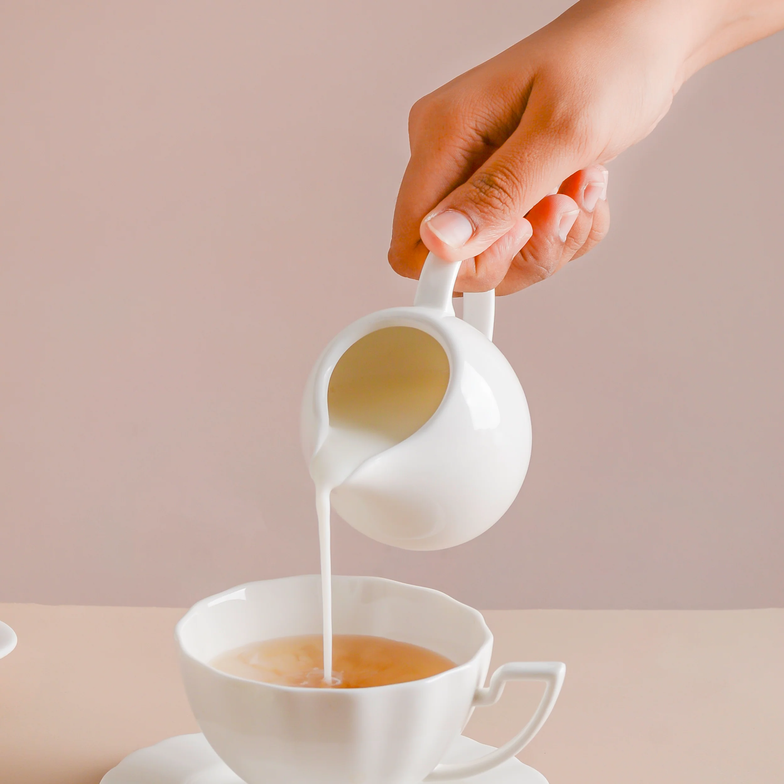 Riona Ceramic Creamer White - Image 2