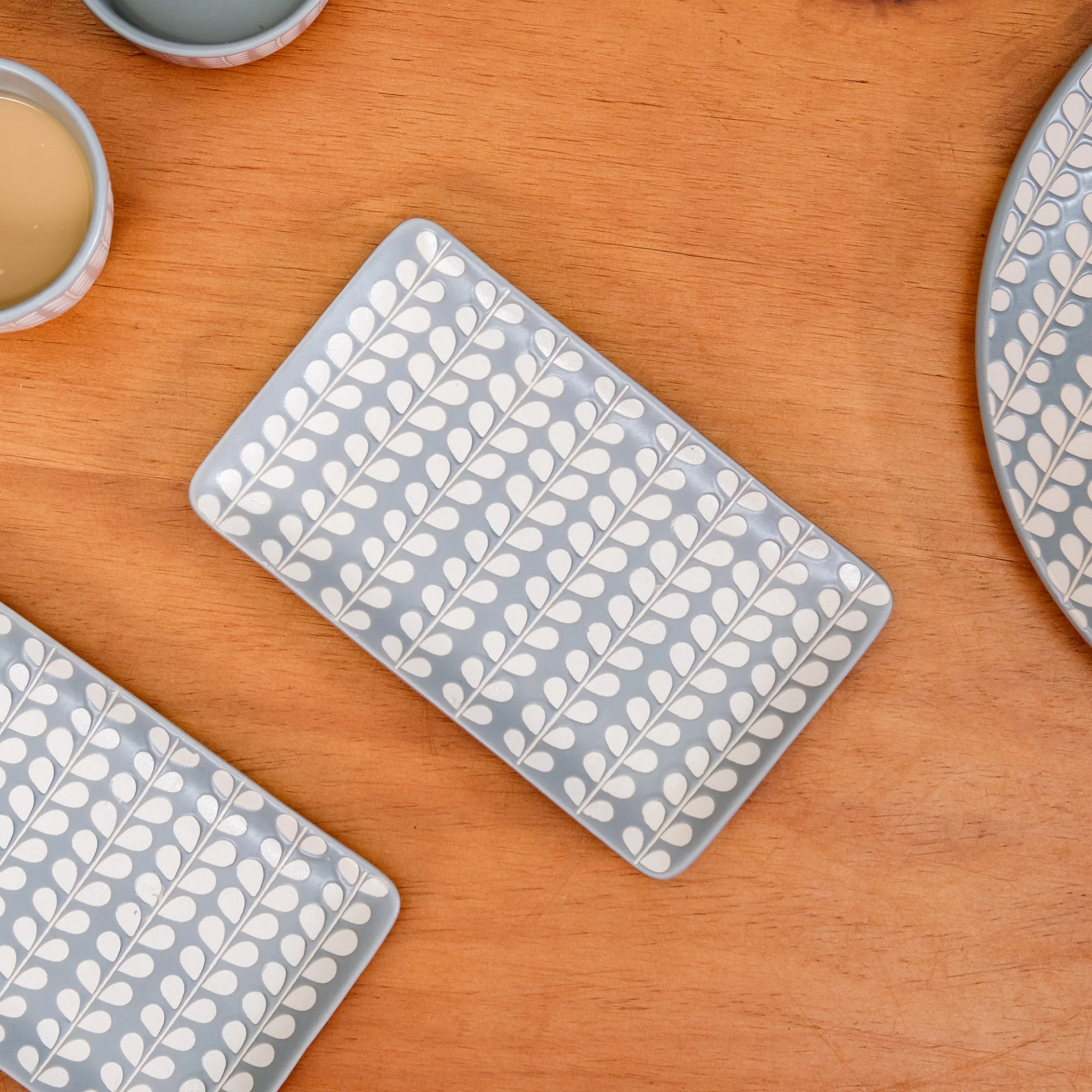 Robinia Ceramic Serving Platter Set of 6 7 Inch - Image 7