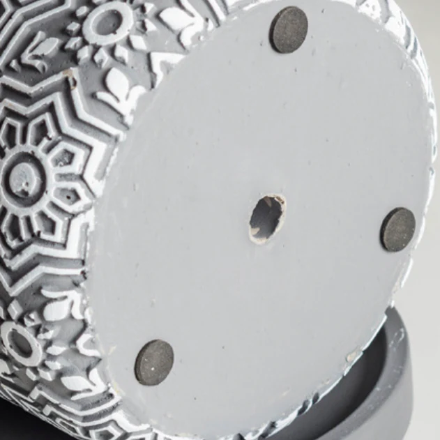 Round Geometric Floral Pot With Plate - Image 5