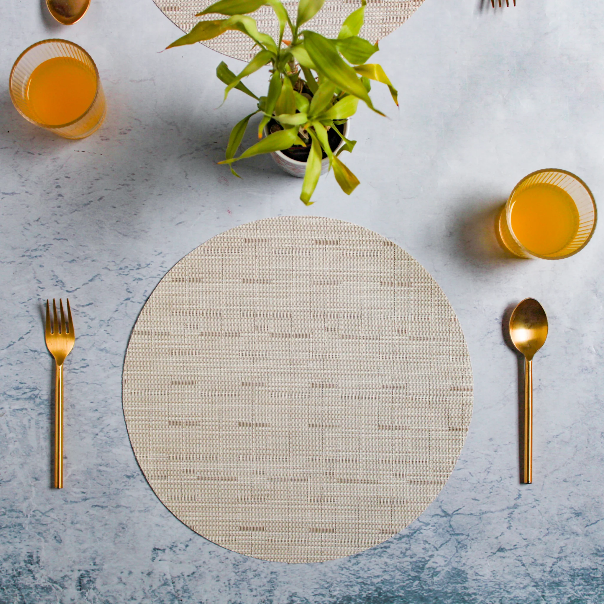 Round Placemat Cream Set of 4 - Image 5