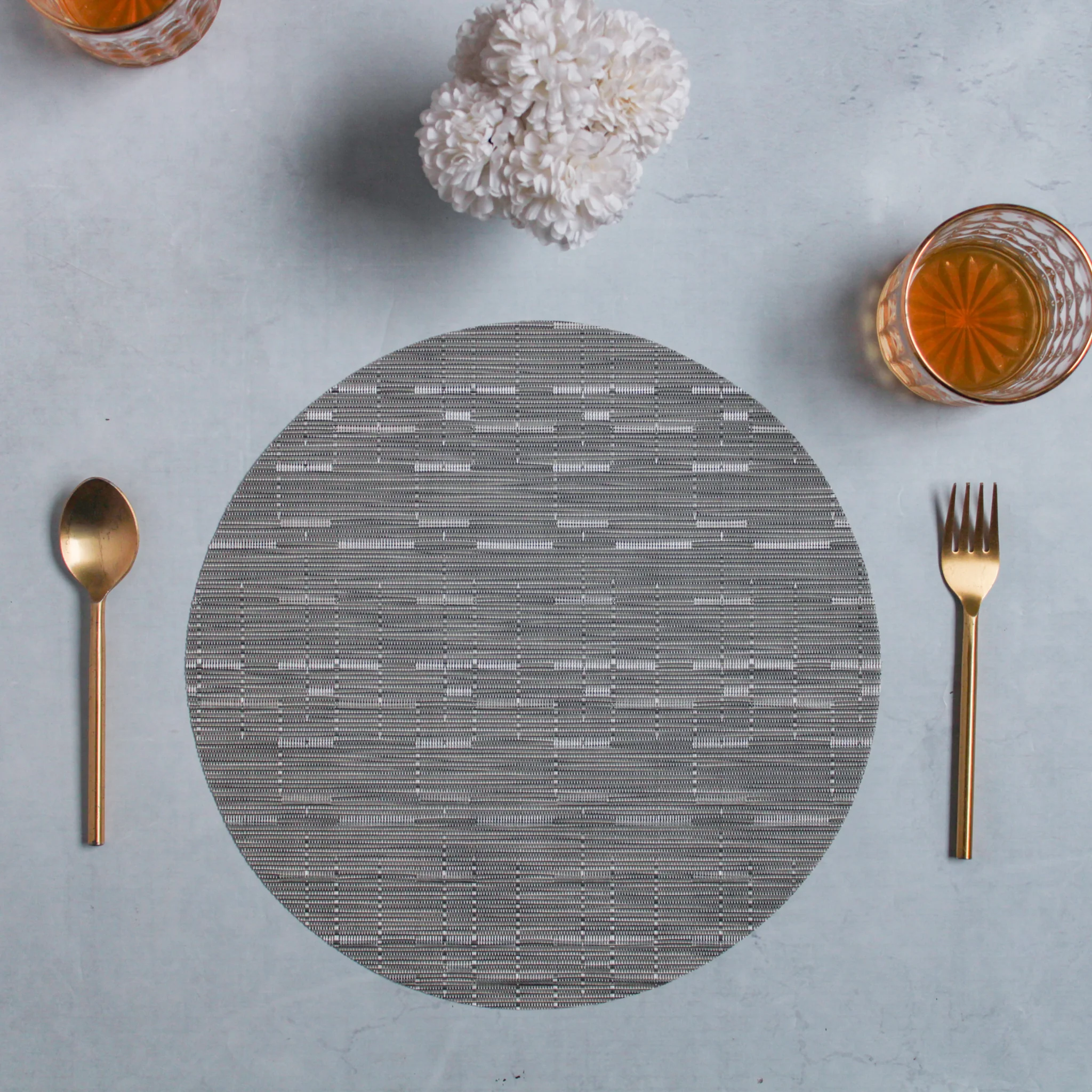 Round Placemat Grey White Set of 4 - Image 5