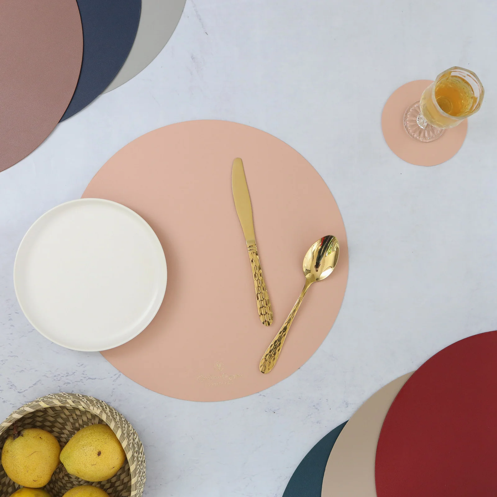Round Placemat Pink Set of 2 - Image 2