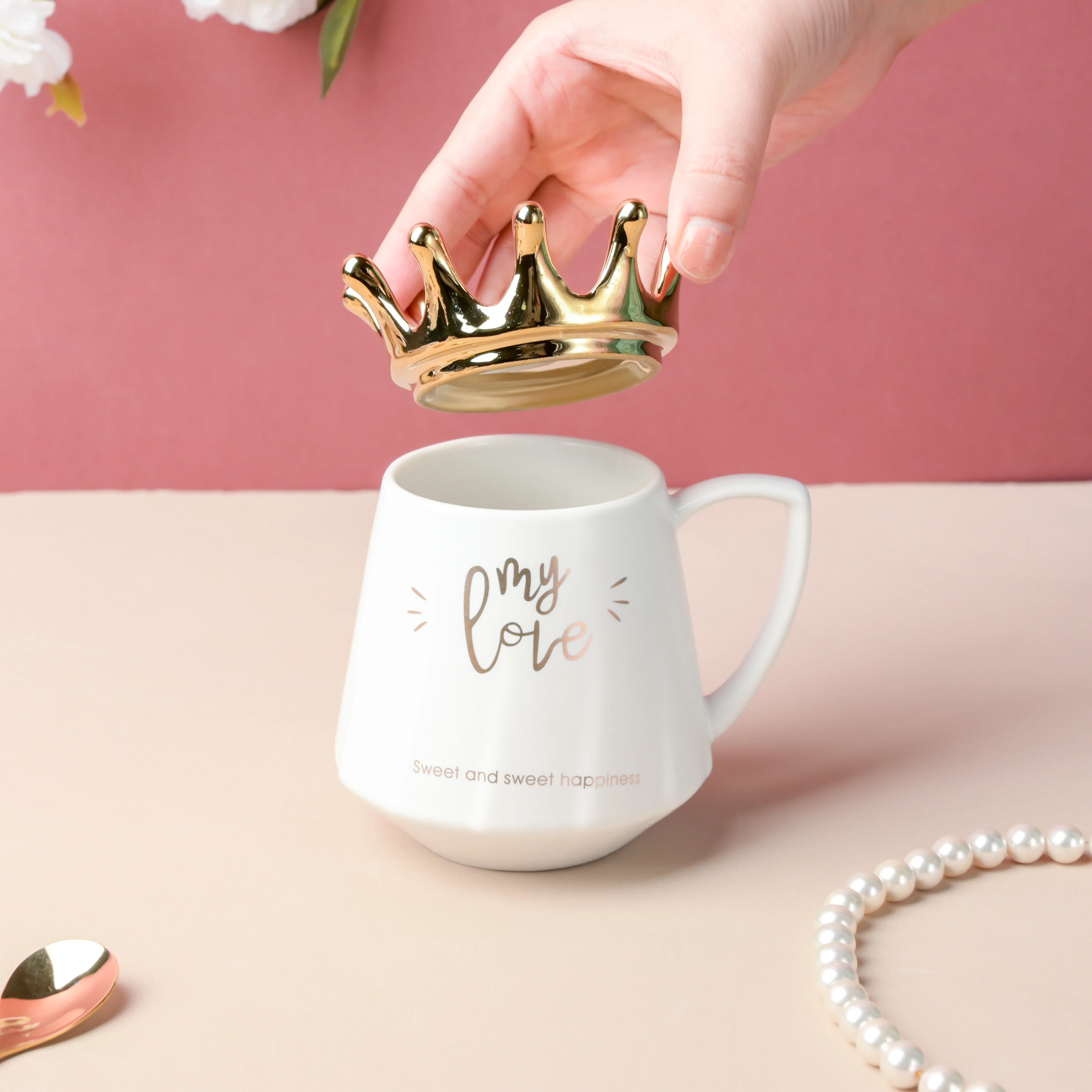 Royal Crown My Love Coffee Cup With Lid 300 ml - Image 3