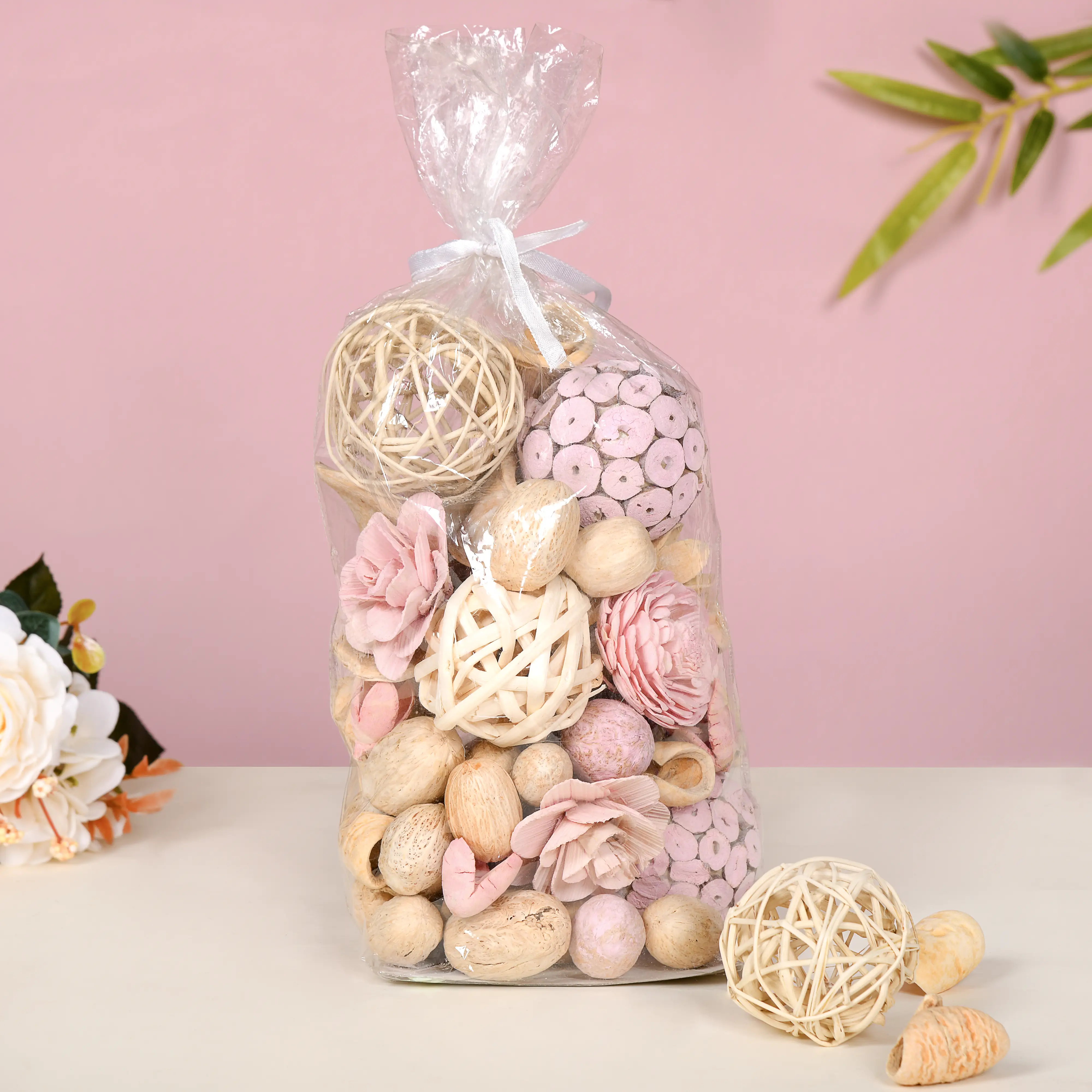 Scented Candles & Potpourri Gift Set of 5 - Image 3