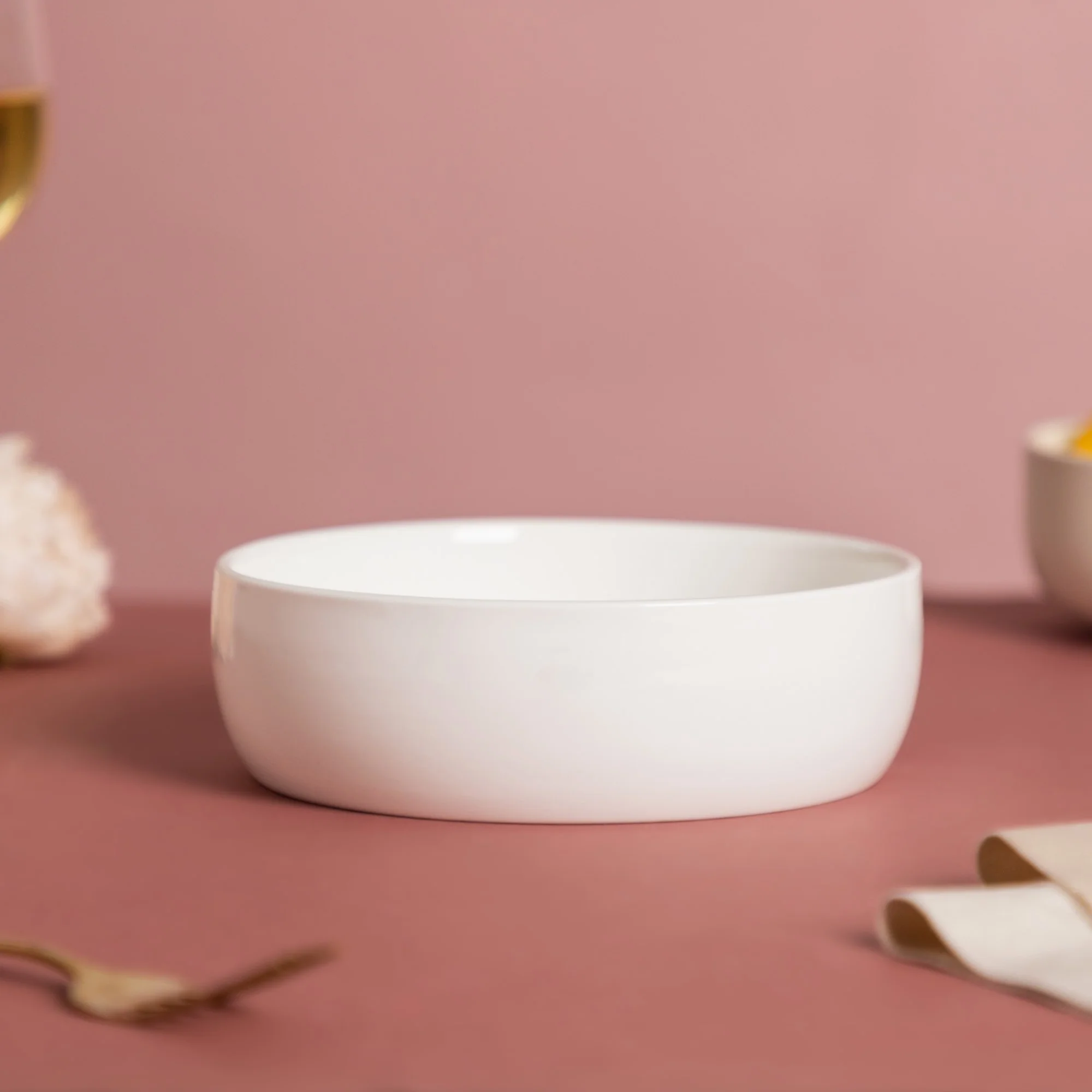 Serena Pearly White Round Serving Bowl 800 ml - Image 5