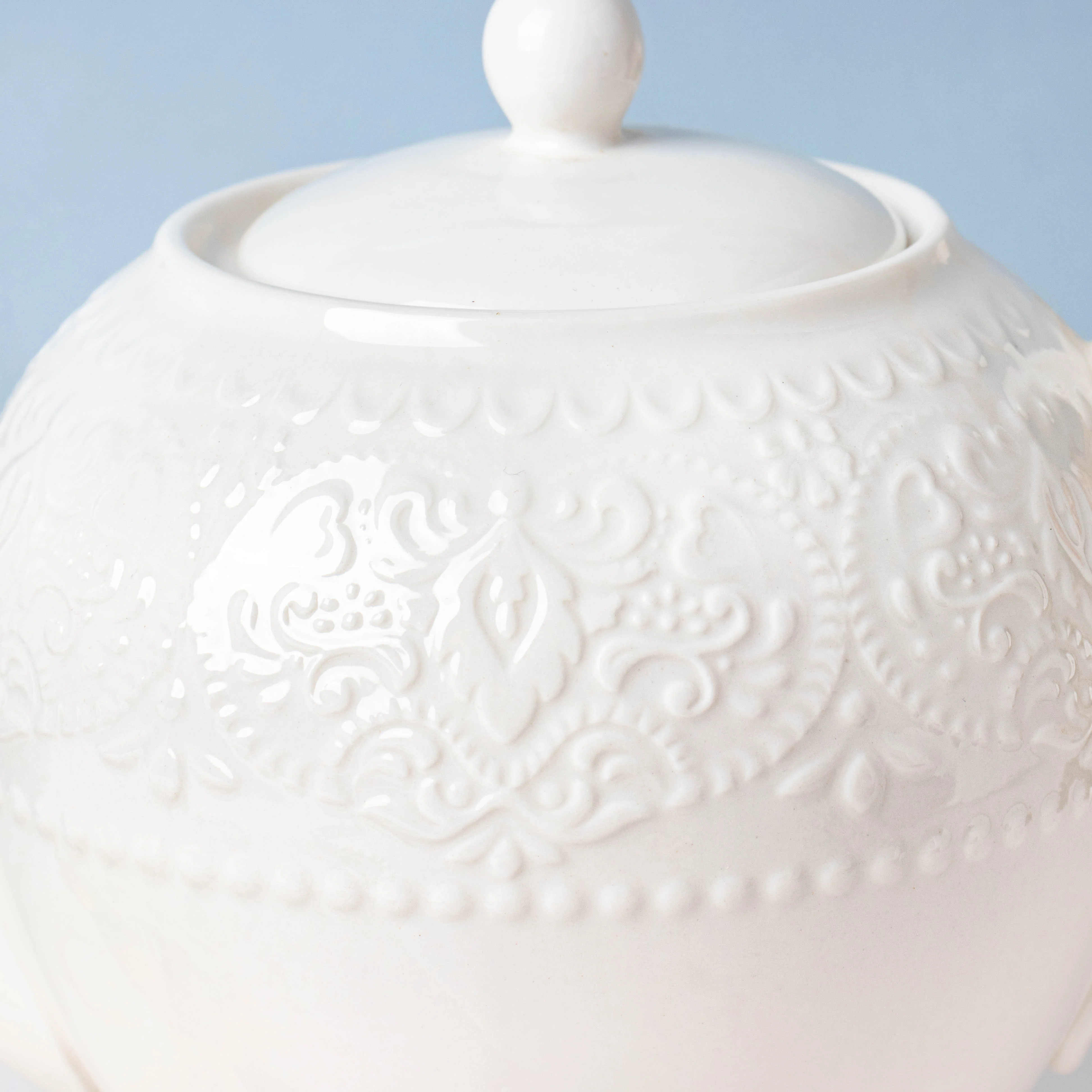 Serena White Truffle Floral Textured Teapot 1000 ml - Image 3