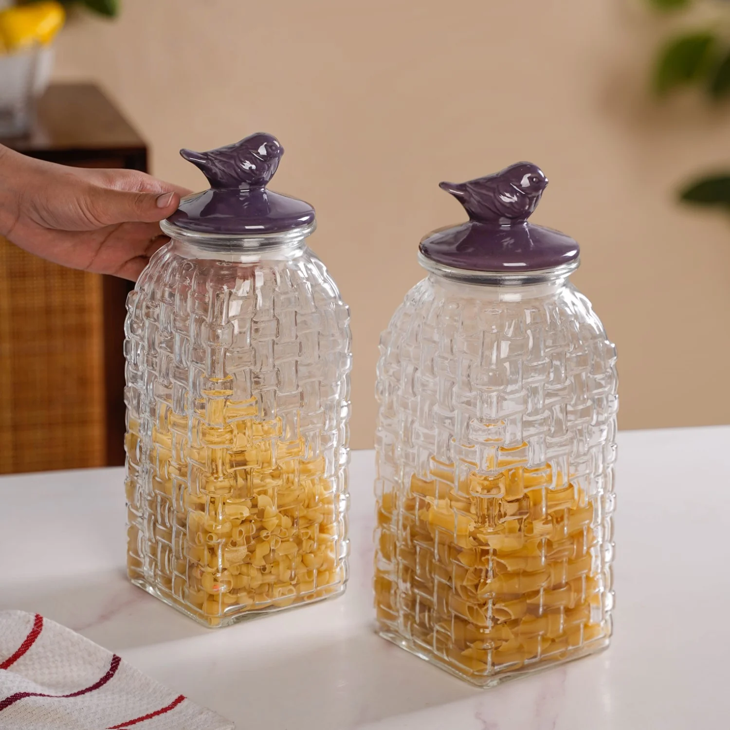 Set Of 2 Basket Weave Glass Jar With Purple Bird Lid 2000ml - Image 2