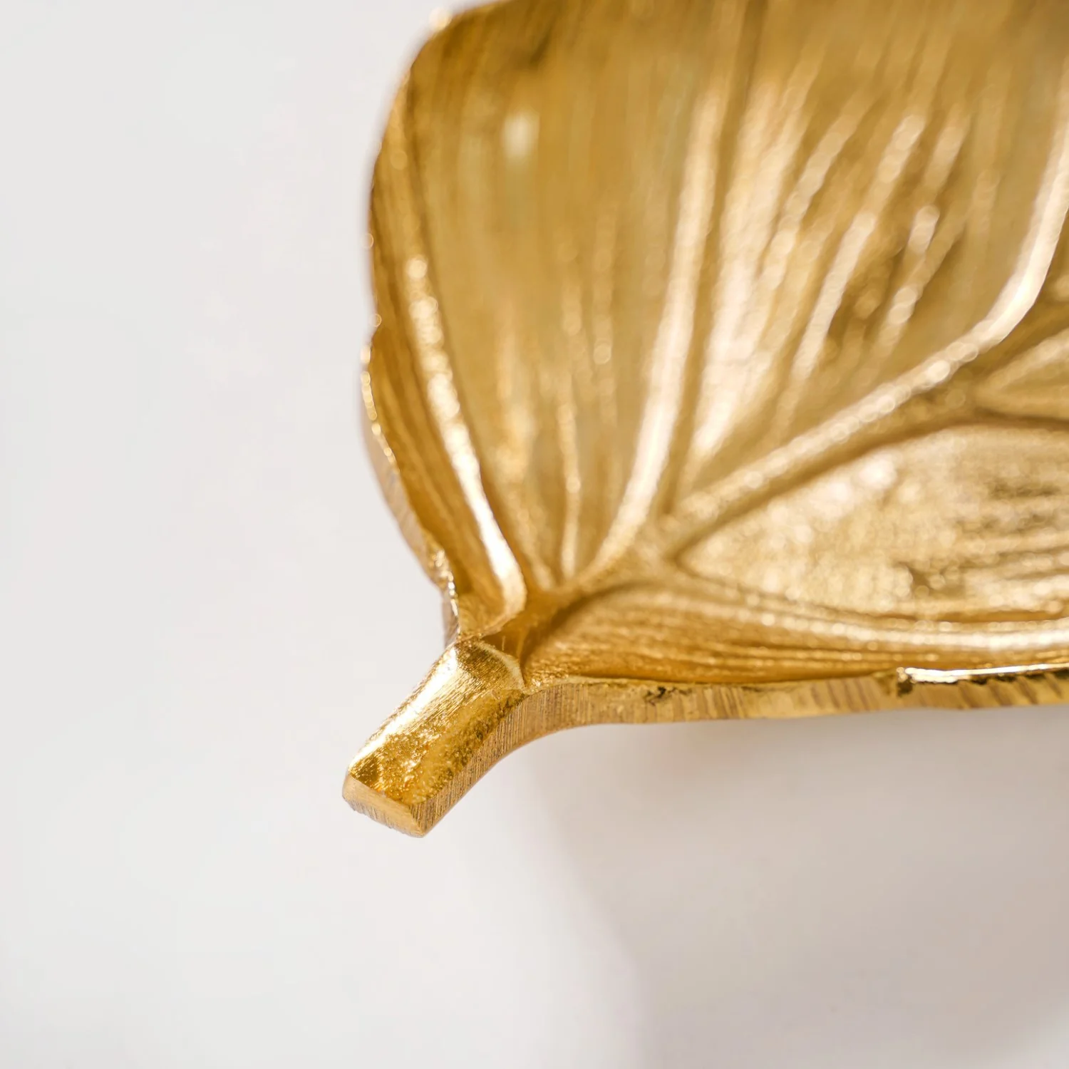 Set Of 2 Decorative Gold Leaf Trinket Tray - Image 7