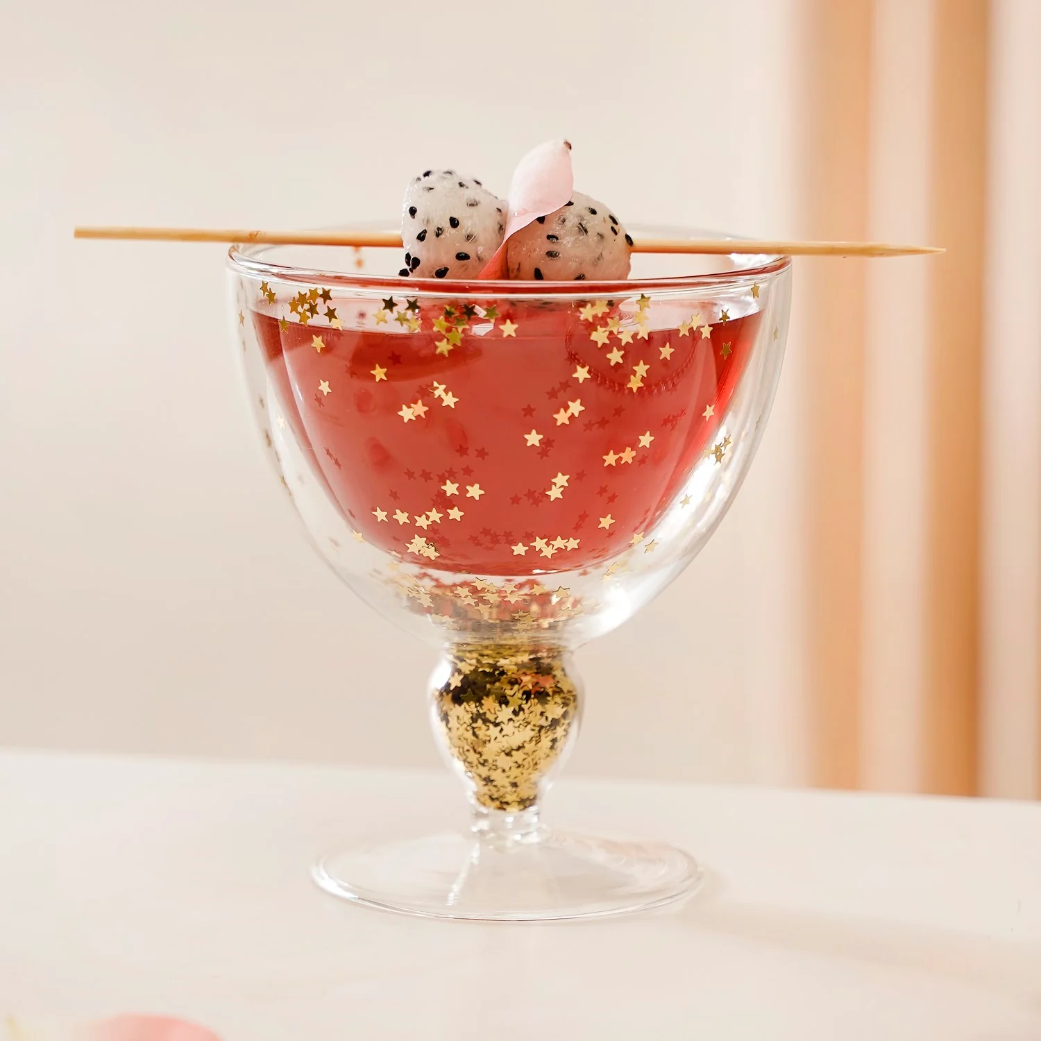 Set Of 2 Gold Confetti Filled Double Walled Wine Glass Goblet 250ml - Image 6