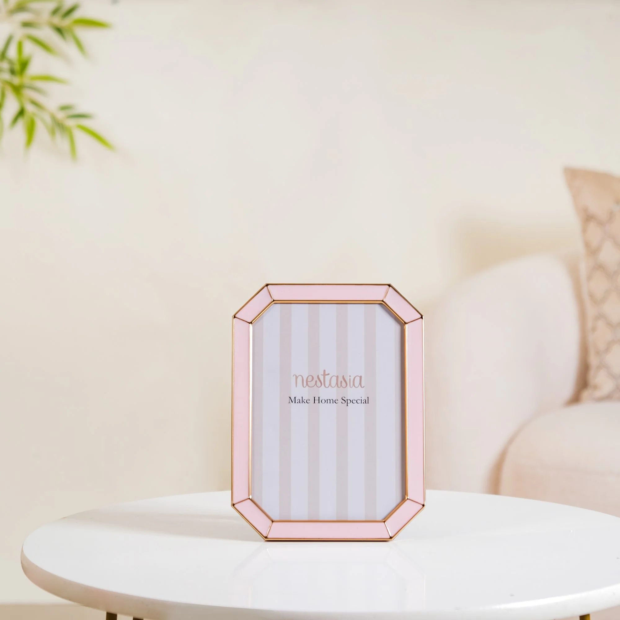 Set Of 2 Opulent Photo Frames Pink Gold - Image 7