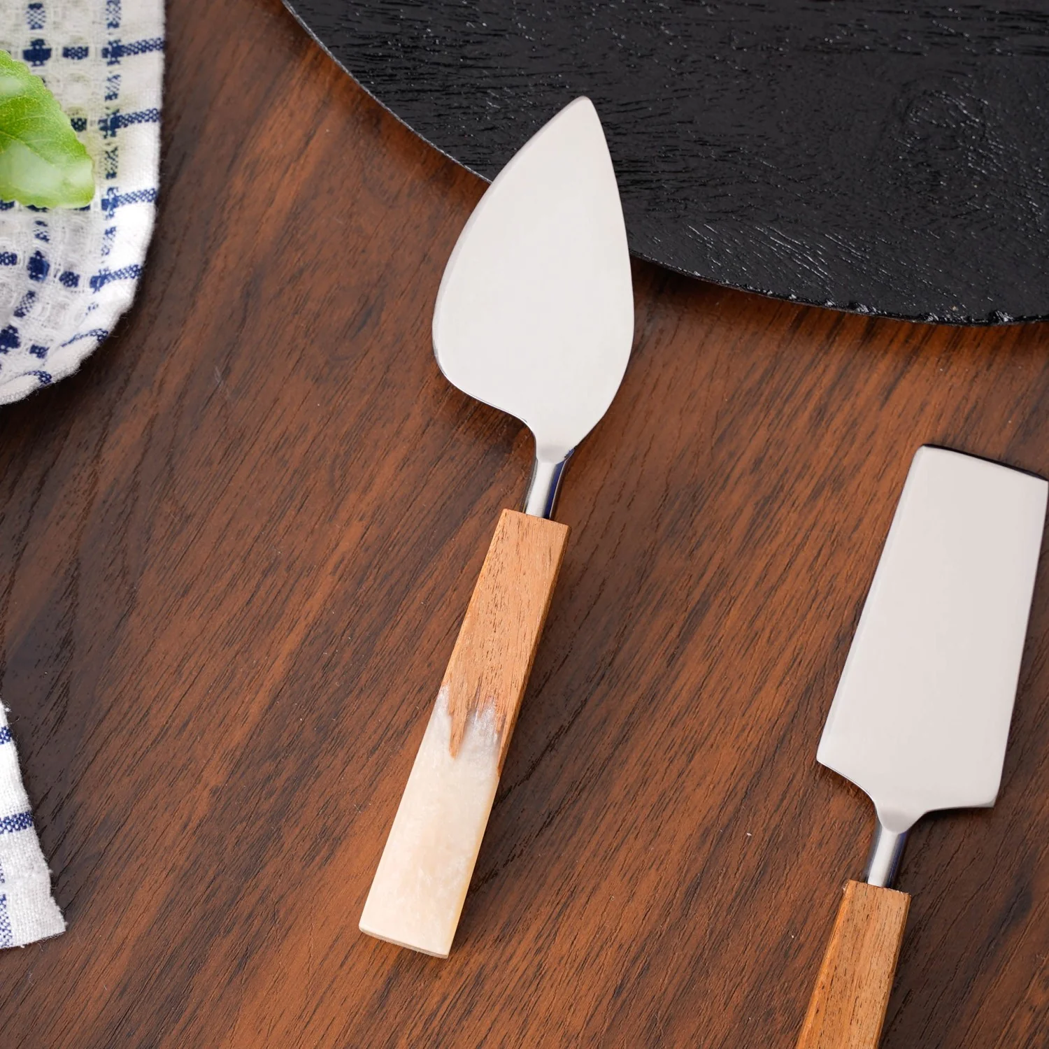 Set Of 3 Cheese Knife Trio - Image 7