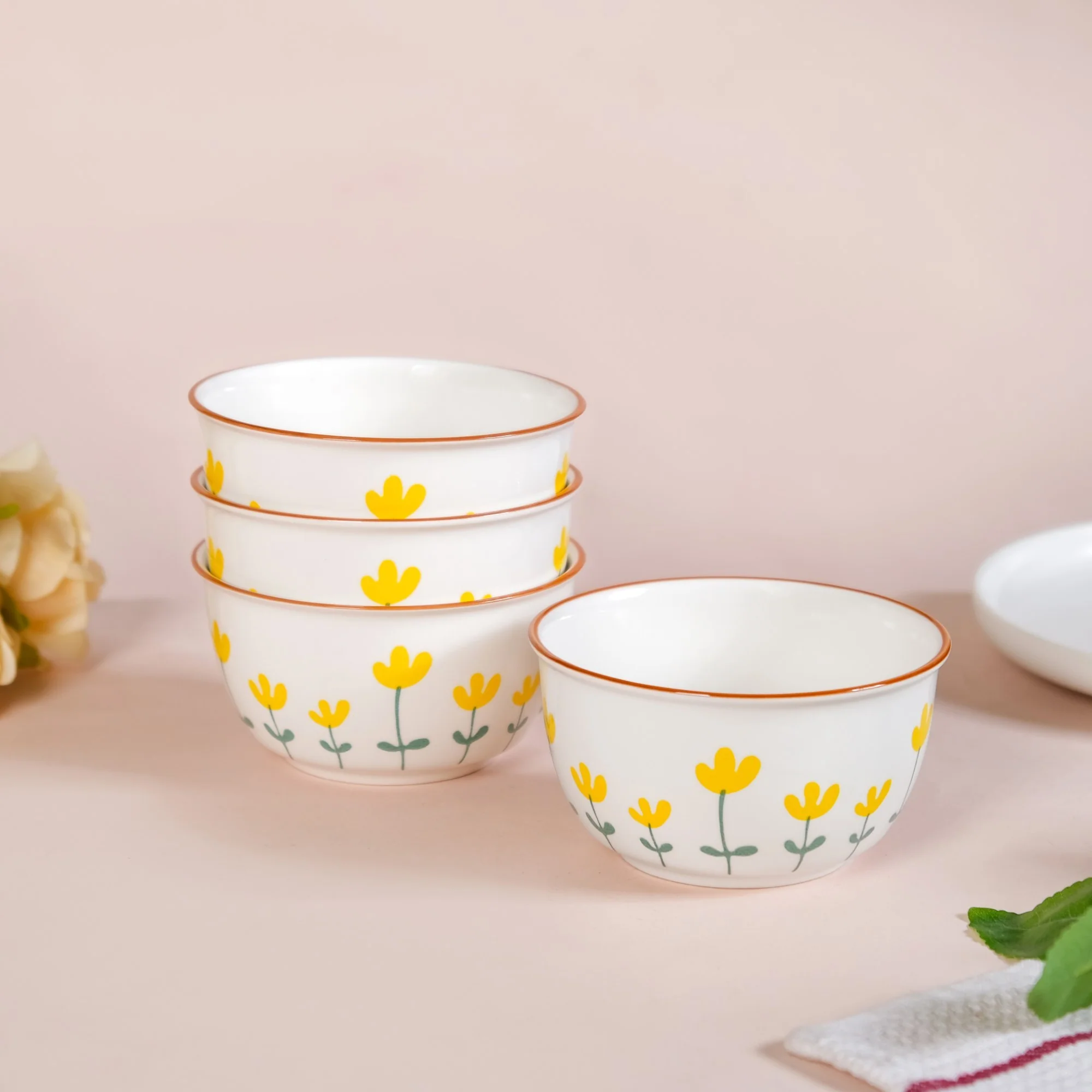 Set Of 4 Floret Soup Bowls With Spoons 400ml - Image 3
