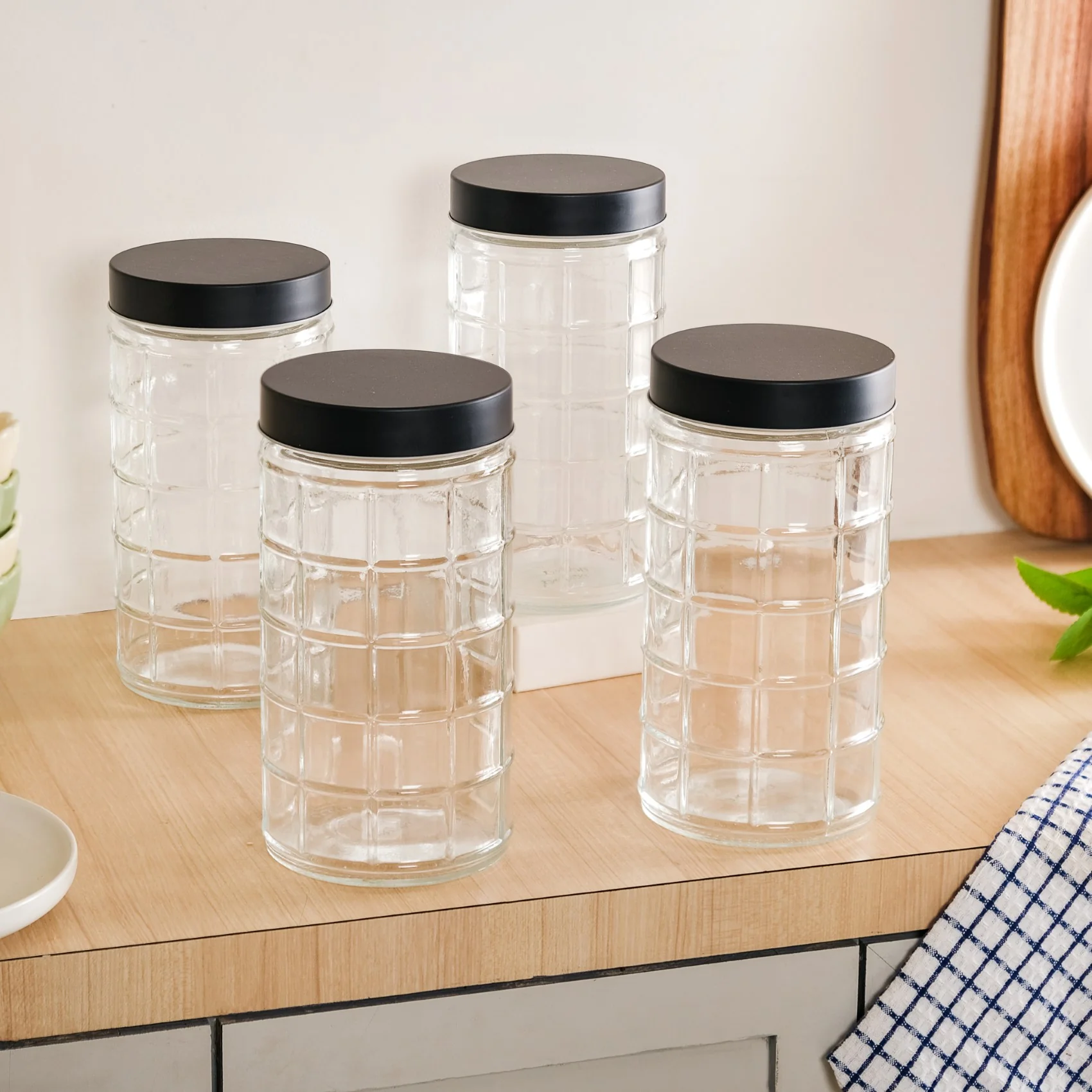 Set Of 4 Tall Glass Jars With Lid 1900ml - Image 7