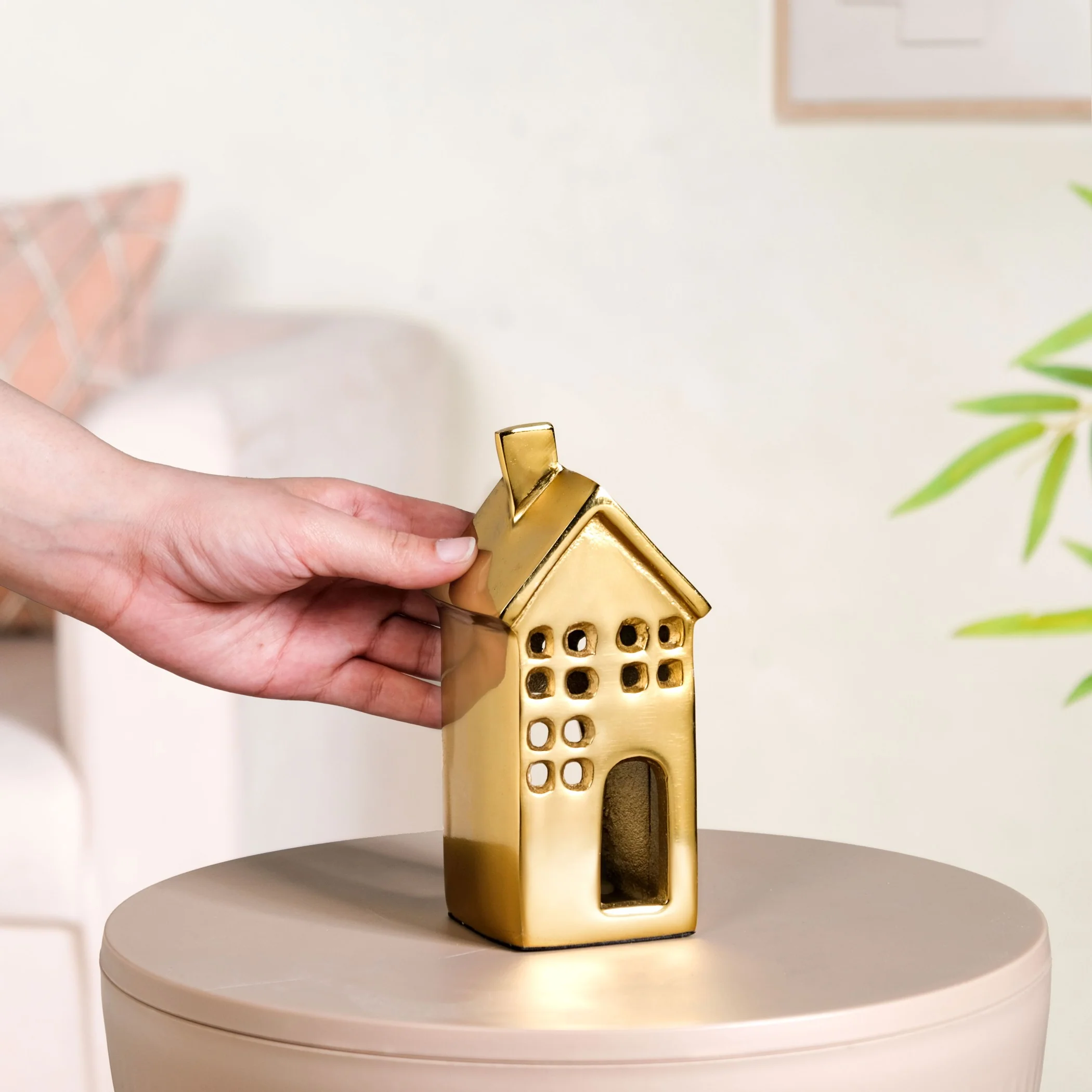 Shimmer Haus Gold Candle Holder - Image 3