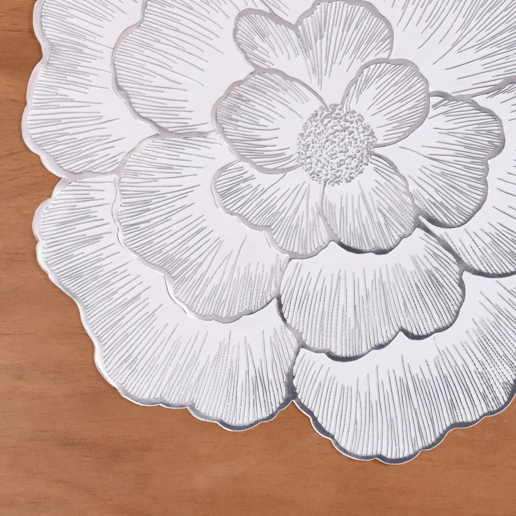 Silver And White Blooming Base Placemats Set Of 6 - Image 6