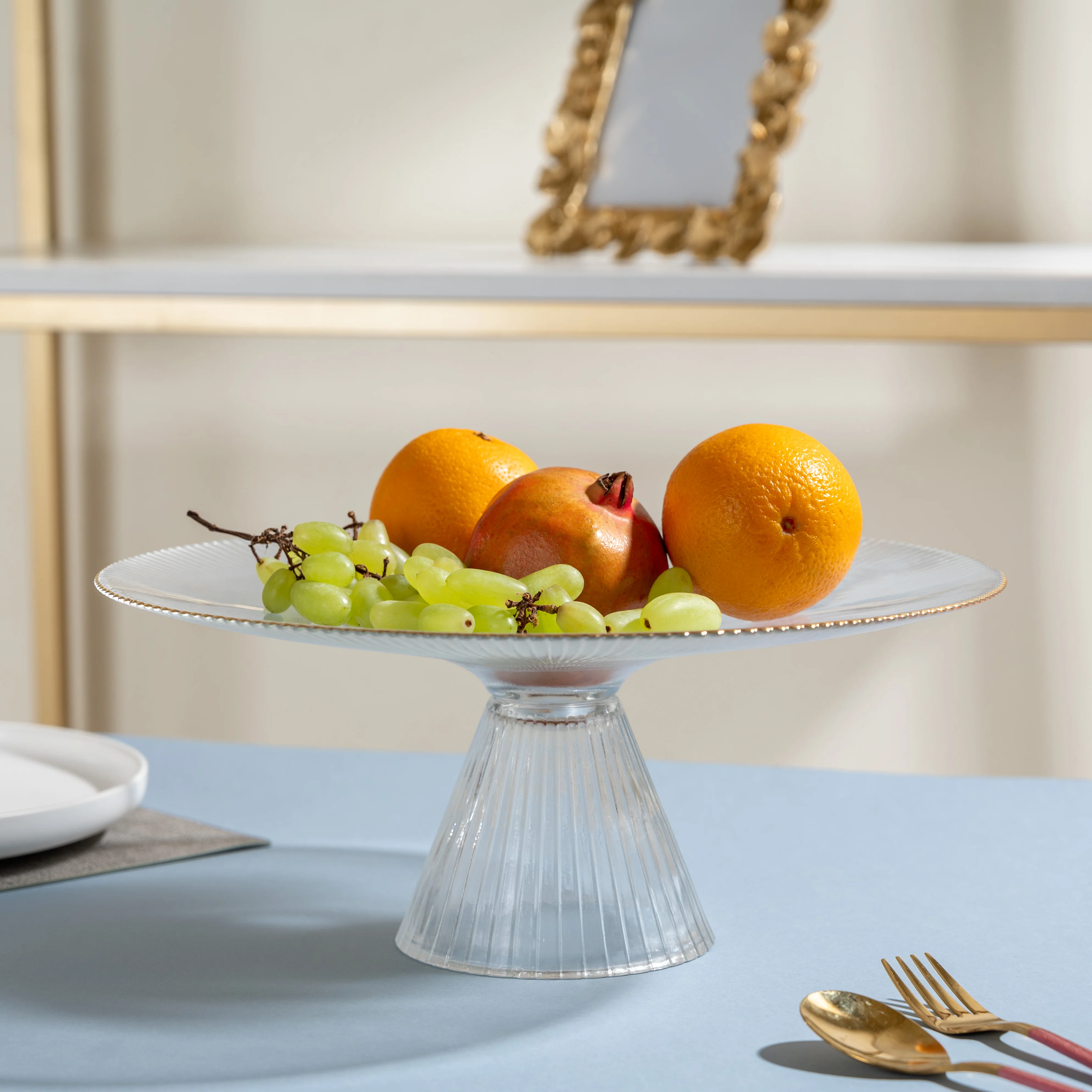 Sleek Glass Cake Stand 13 inch - Image 7