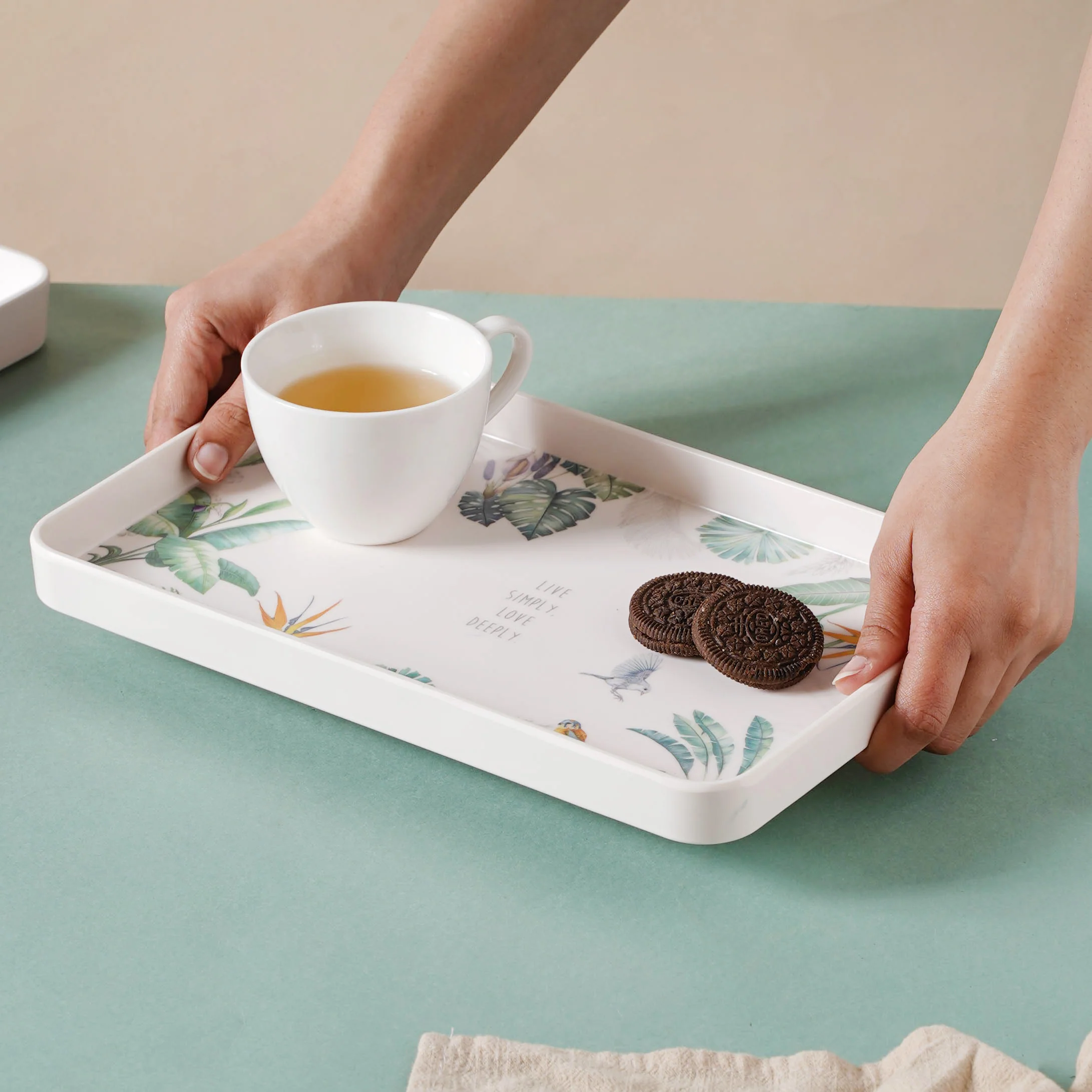 Small Tray With Green Leaves - Image 4
