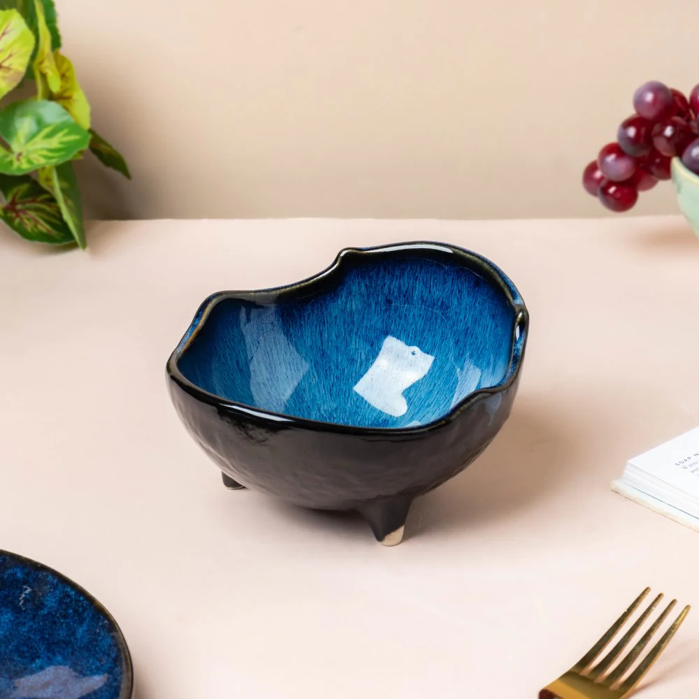 Sapphire Snack Bowl With Legs Blue 300 ml - Image 3