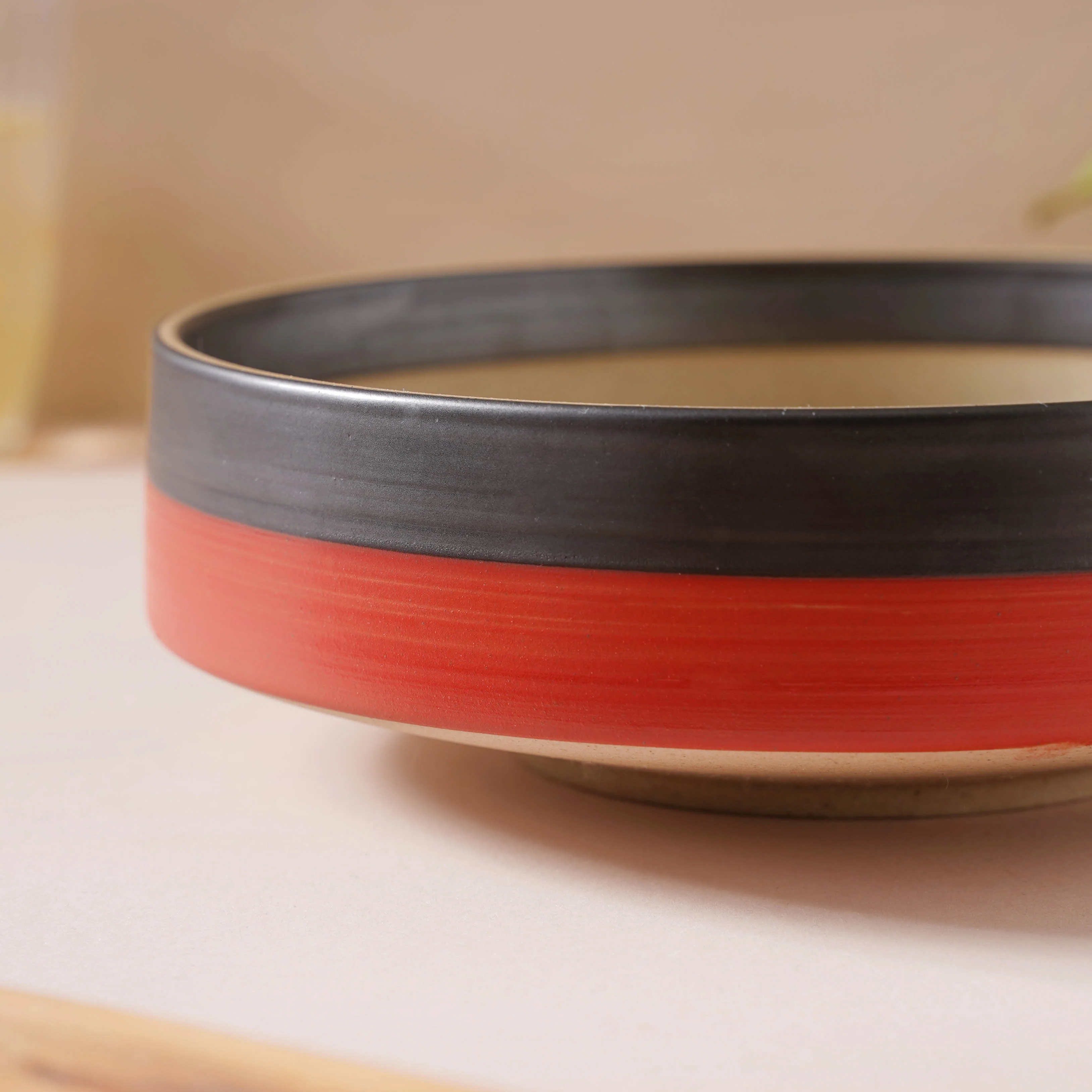 Soboku Serving Bowl Red 8 Inch 1.1 L - Image 7