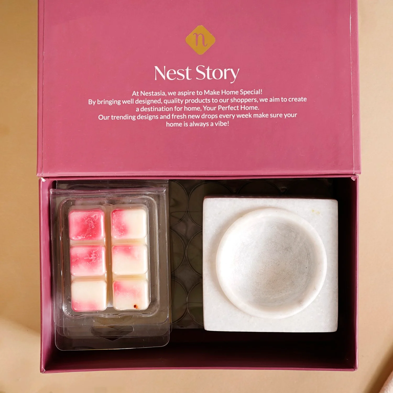 Soothing Aromatic Bliss Festive Gift Hamper - Image 5