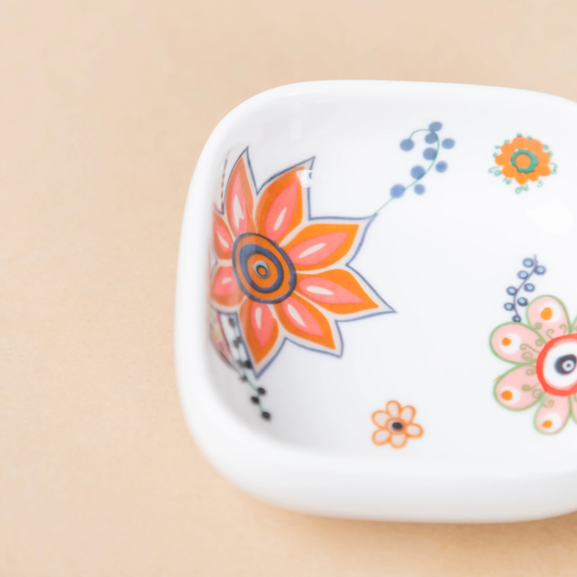 Square Floral Bowl 50 ml - Image 5