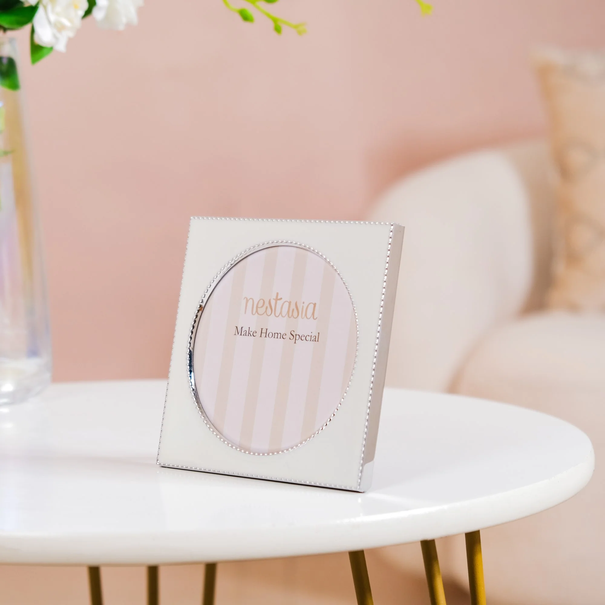 Square Shaped Round Photo Frame White 5"x5" - Image 3