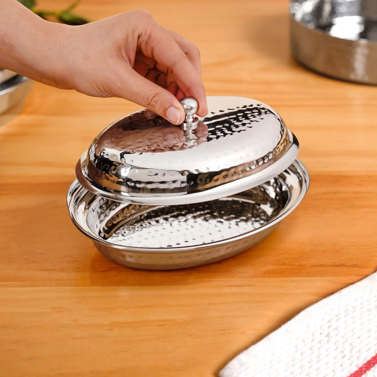 Stainless Steel Retro Serveware For Curries 350ml - Image 3