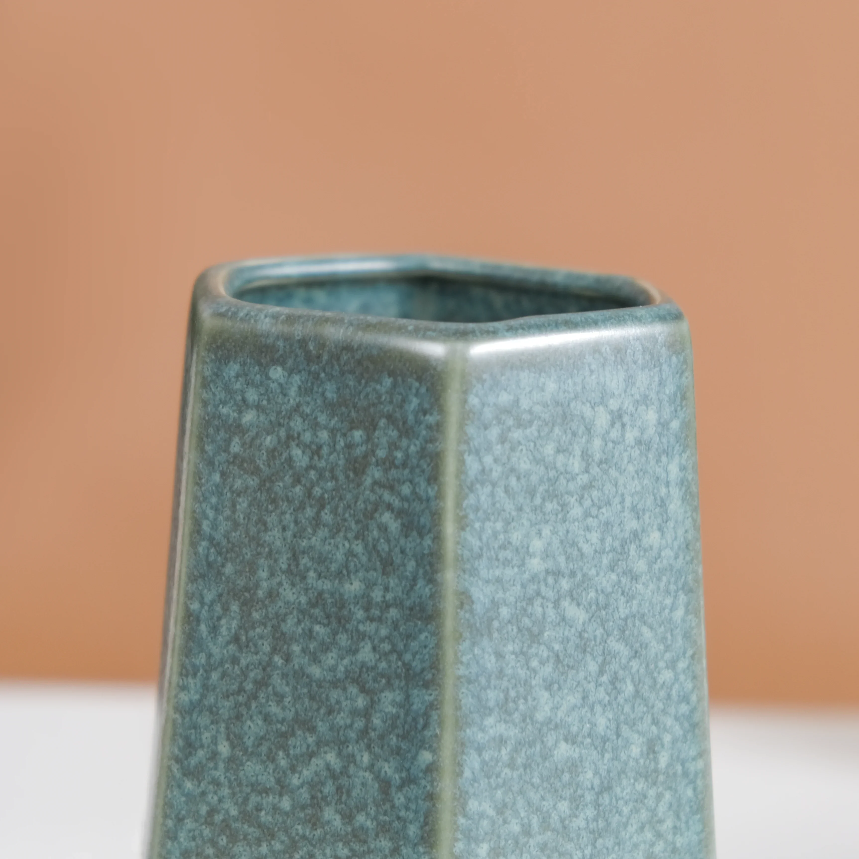Stoneware Bathroom Accessories Set Of 3 - Image 11