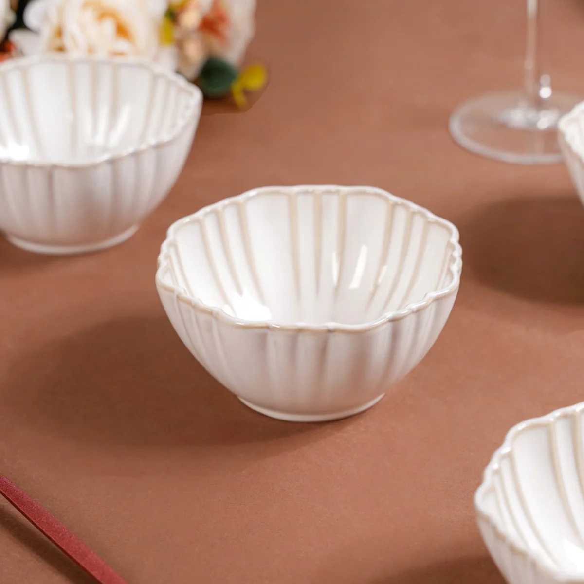 Stoneware Ivory Scallop Rimmed Soup Bowl Set Of 4 350ml - Image 3