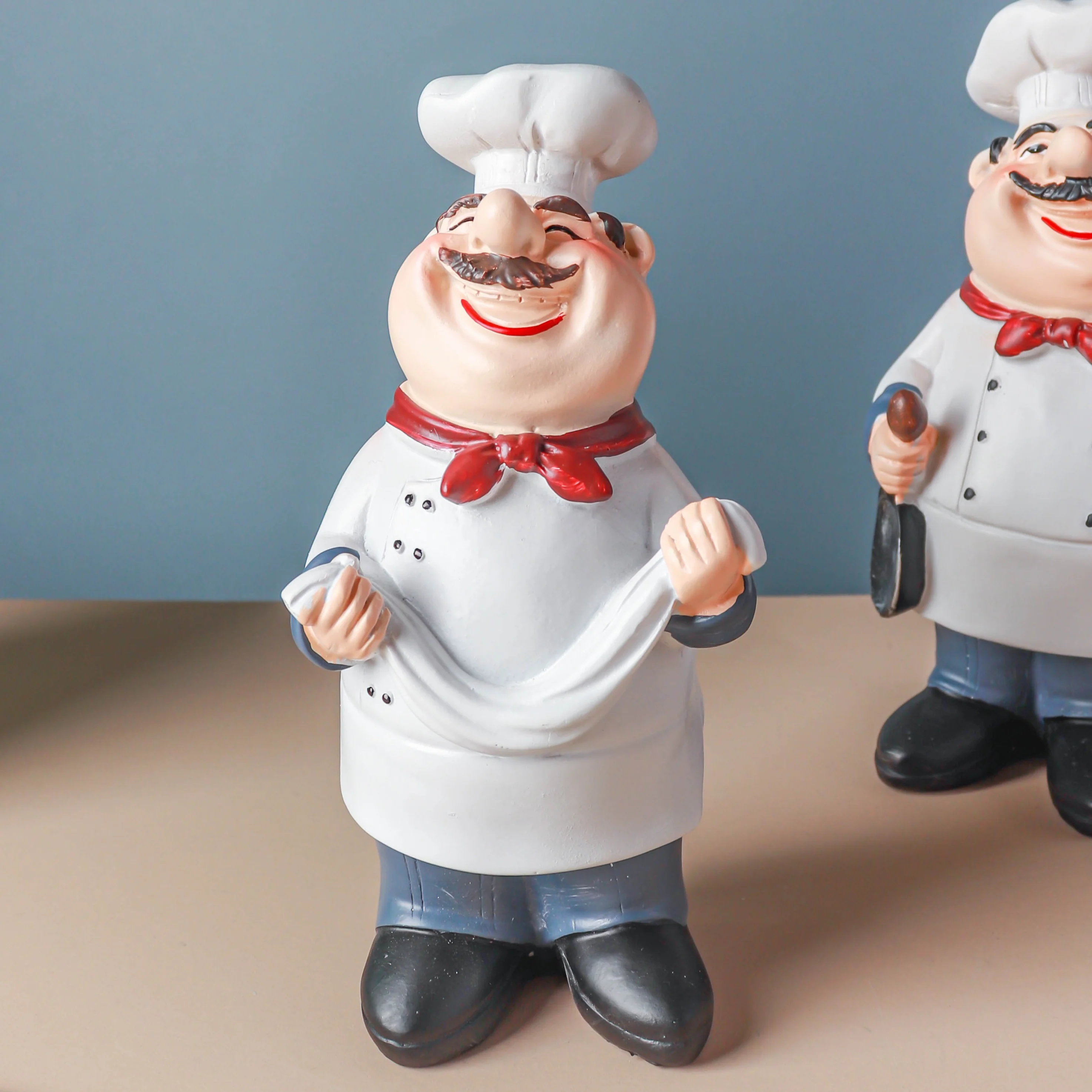 Stubby Chef With Napkin - Image 3