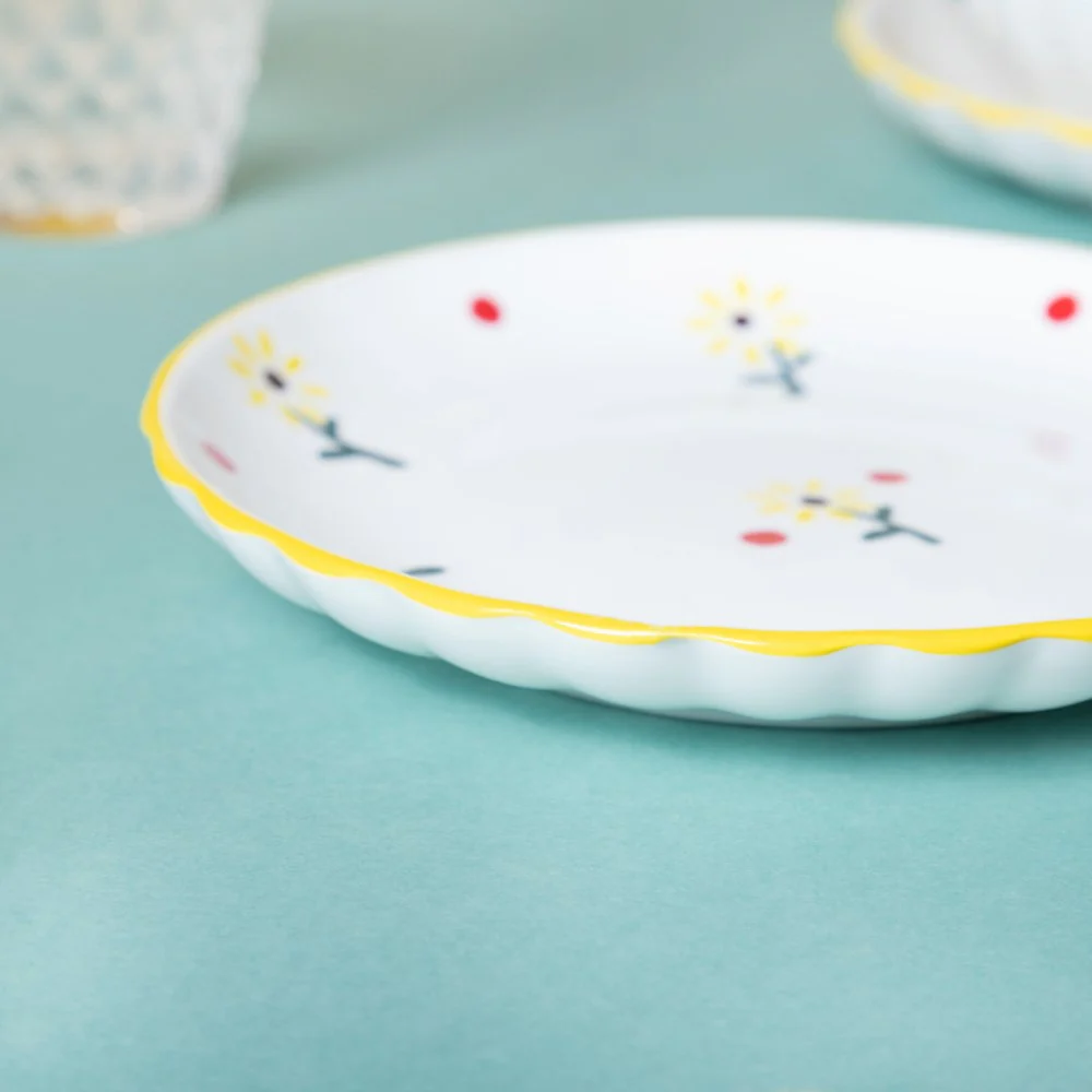 Sunflower 8 Piece Dinner Set For 2 - Image 8