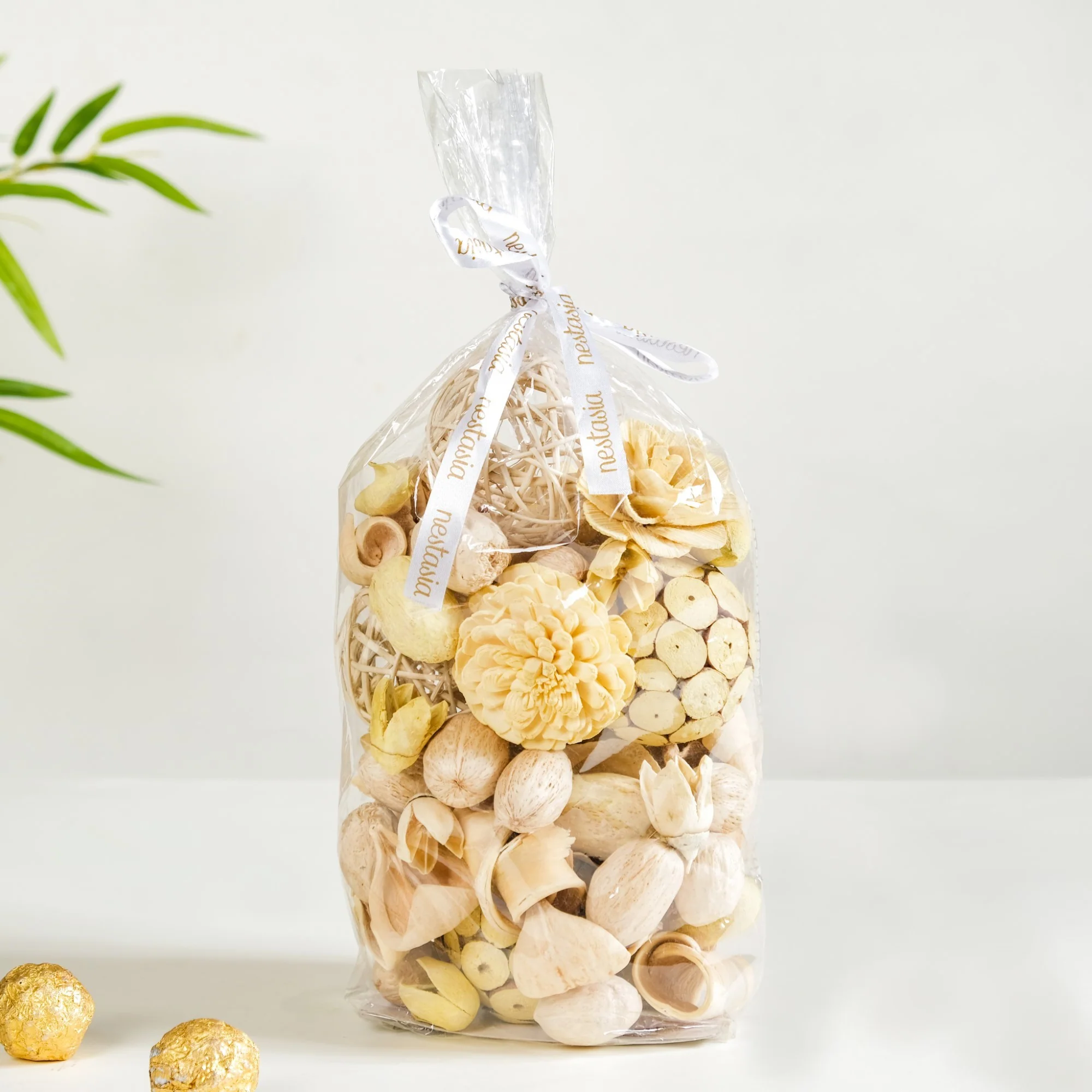 Sustainable Serenity Bhaiya & Bhabhi Rakhi Hamper Set Of 4 - Image 6
