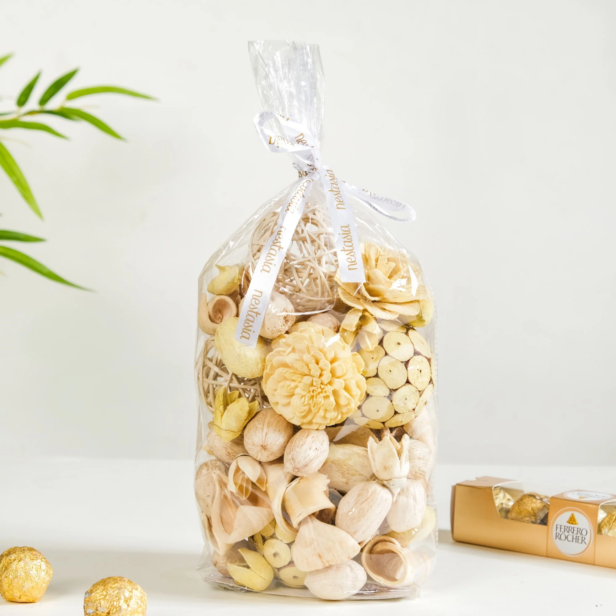 Sustainable Serenity Bhaiya & Bhabhi Rakhi Hamper Set Of 4 - Image 7
