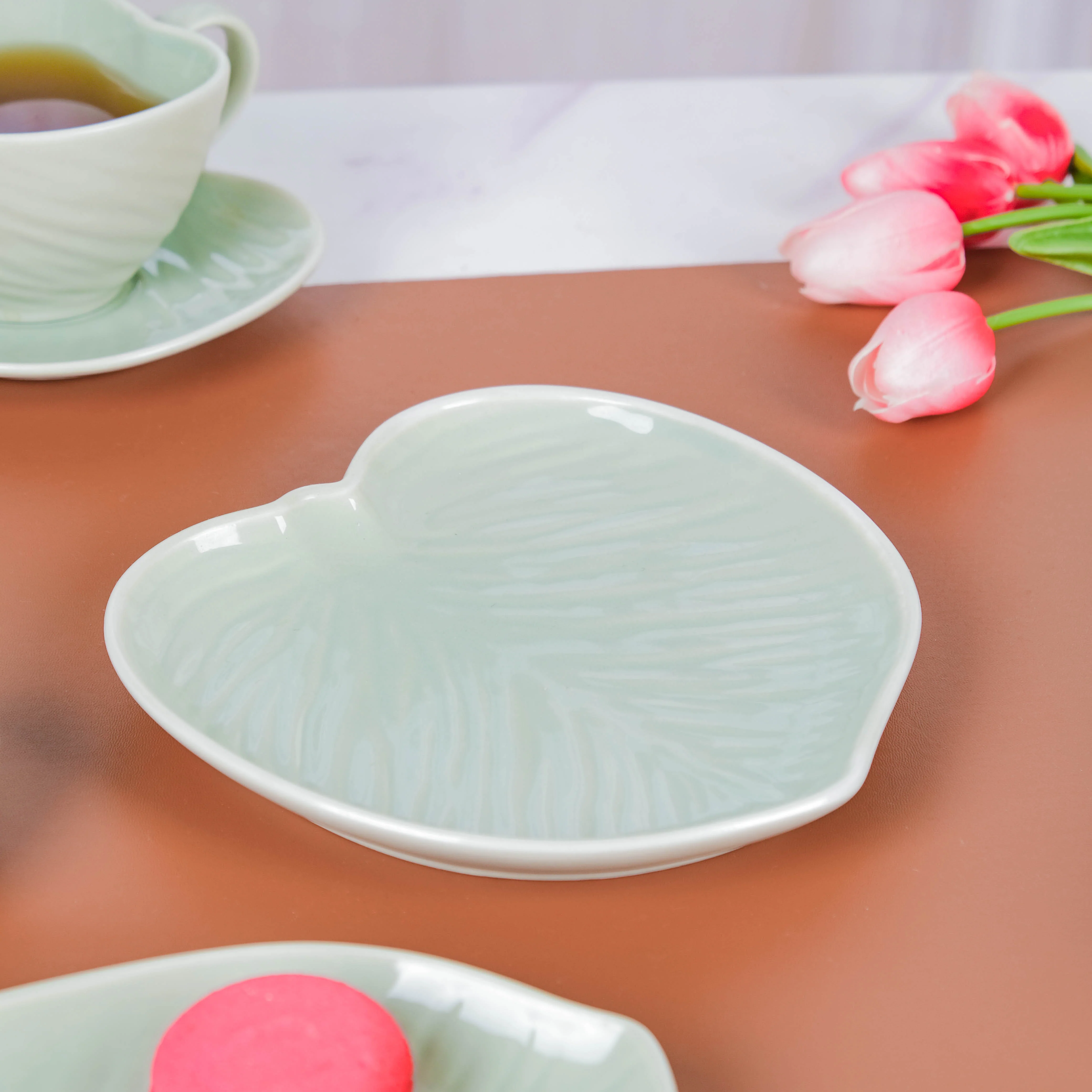 Taro Leaf Small Snack Plate 7 Inch - Image 8