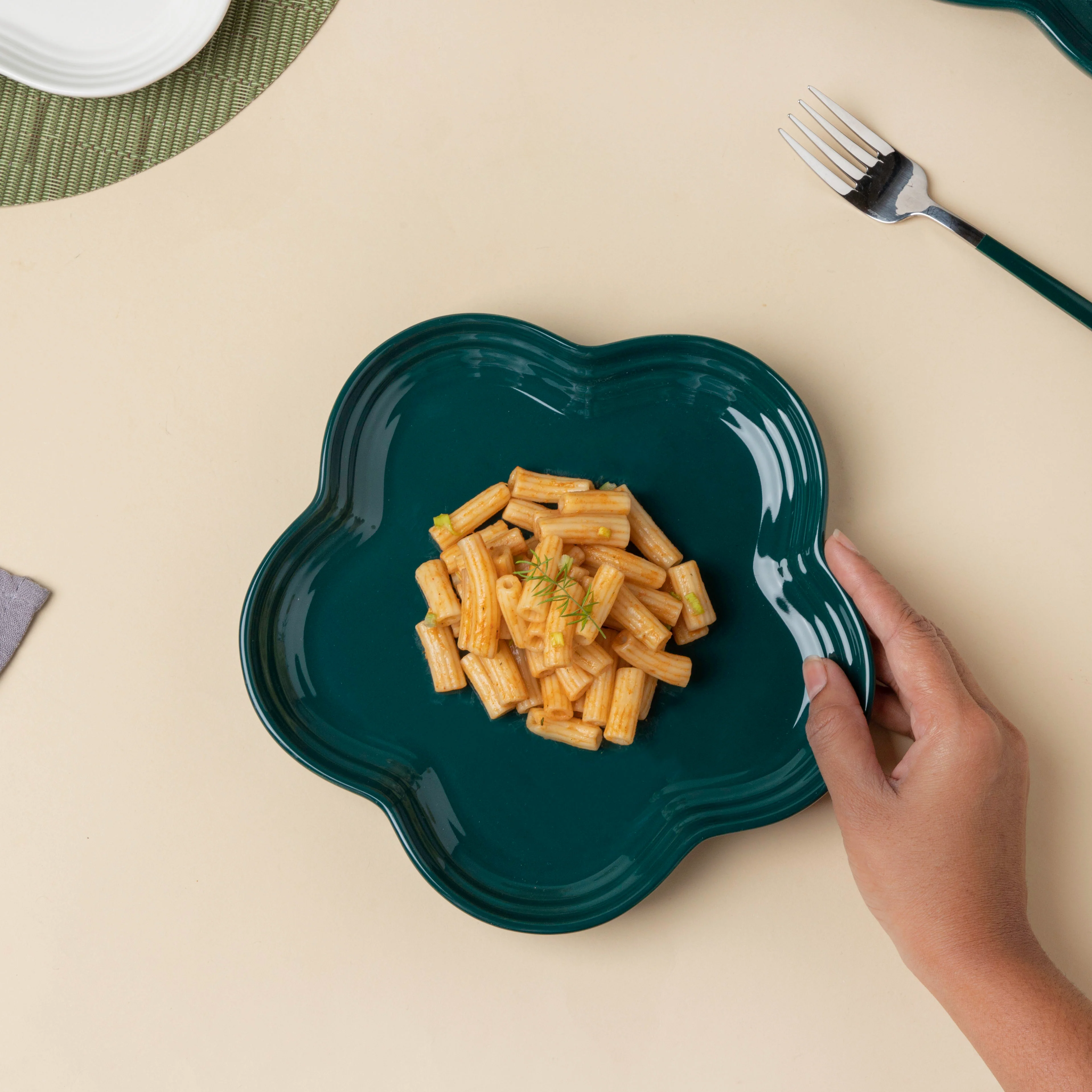 Teal Delight Daisy Snack Plate 8 Inch - Image 2