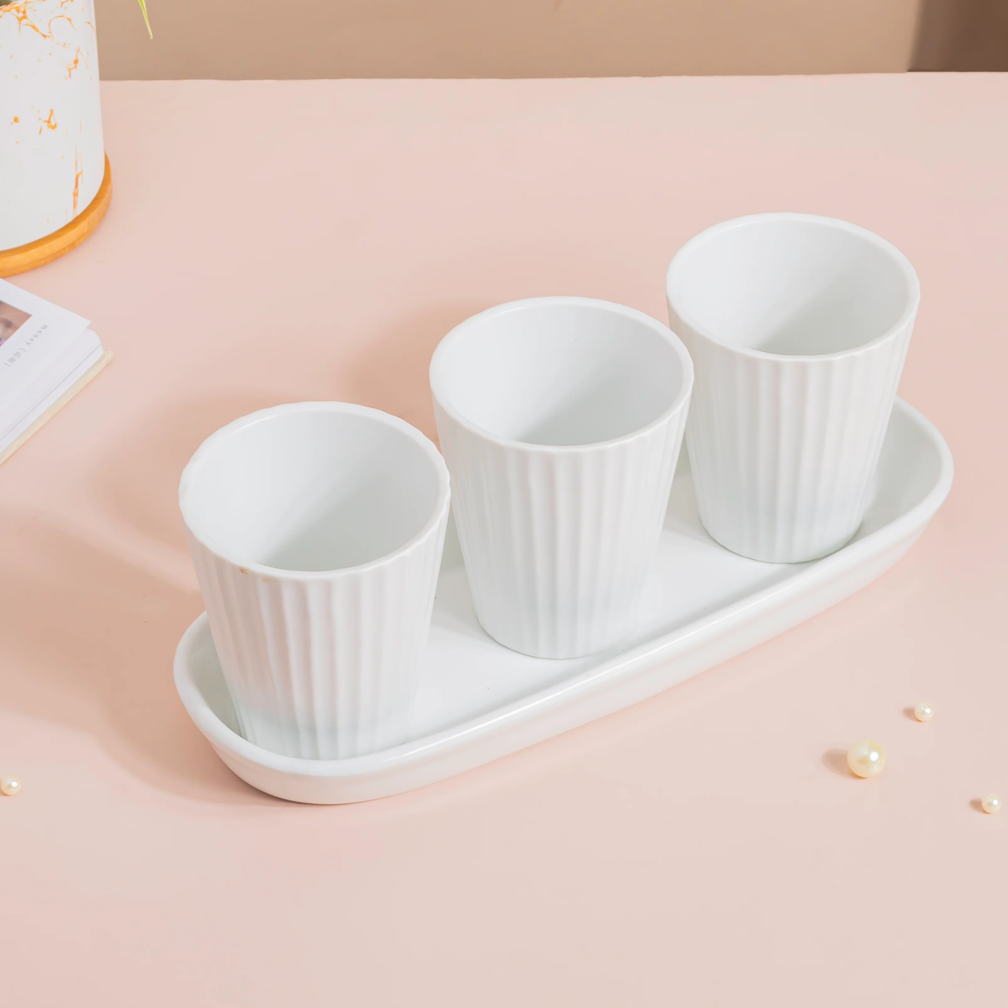 Ternion Ribbed Planter Set Of 3 With Plate White - Image 9
