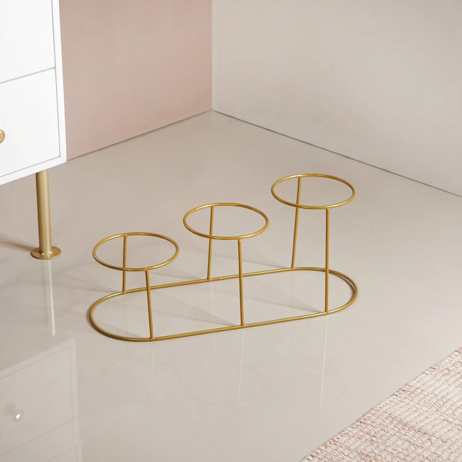 TerraGold Triple Planter With Gold Metal Stand - Image 8