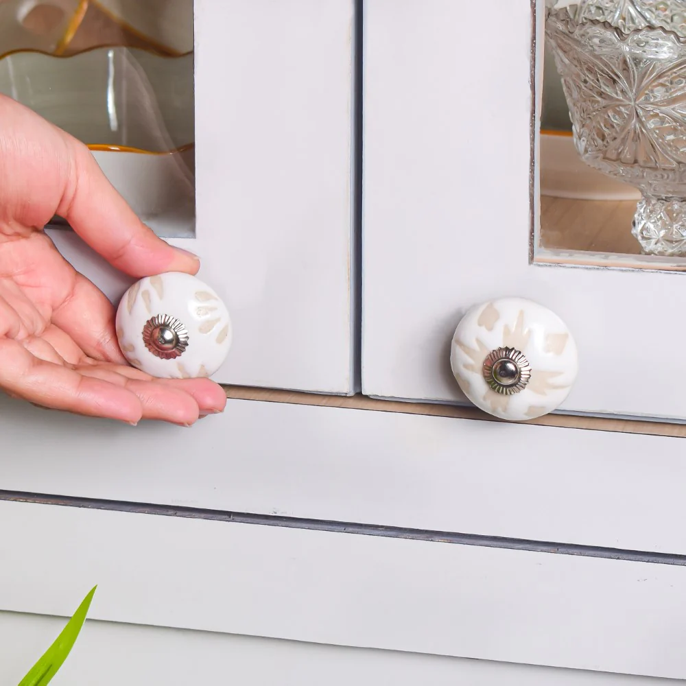 Textured Ceramic Door Knob White Set Of 6 - Image 2